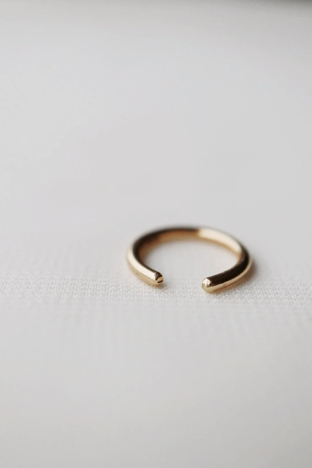 FAWE Plain Ear Cuff 375 Solid 9ct Gold.JPG