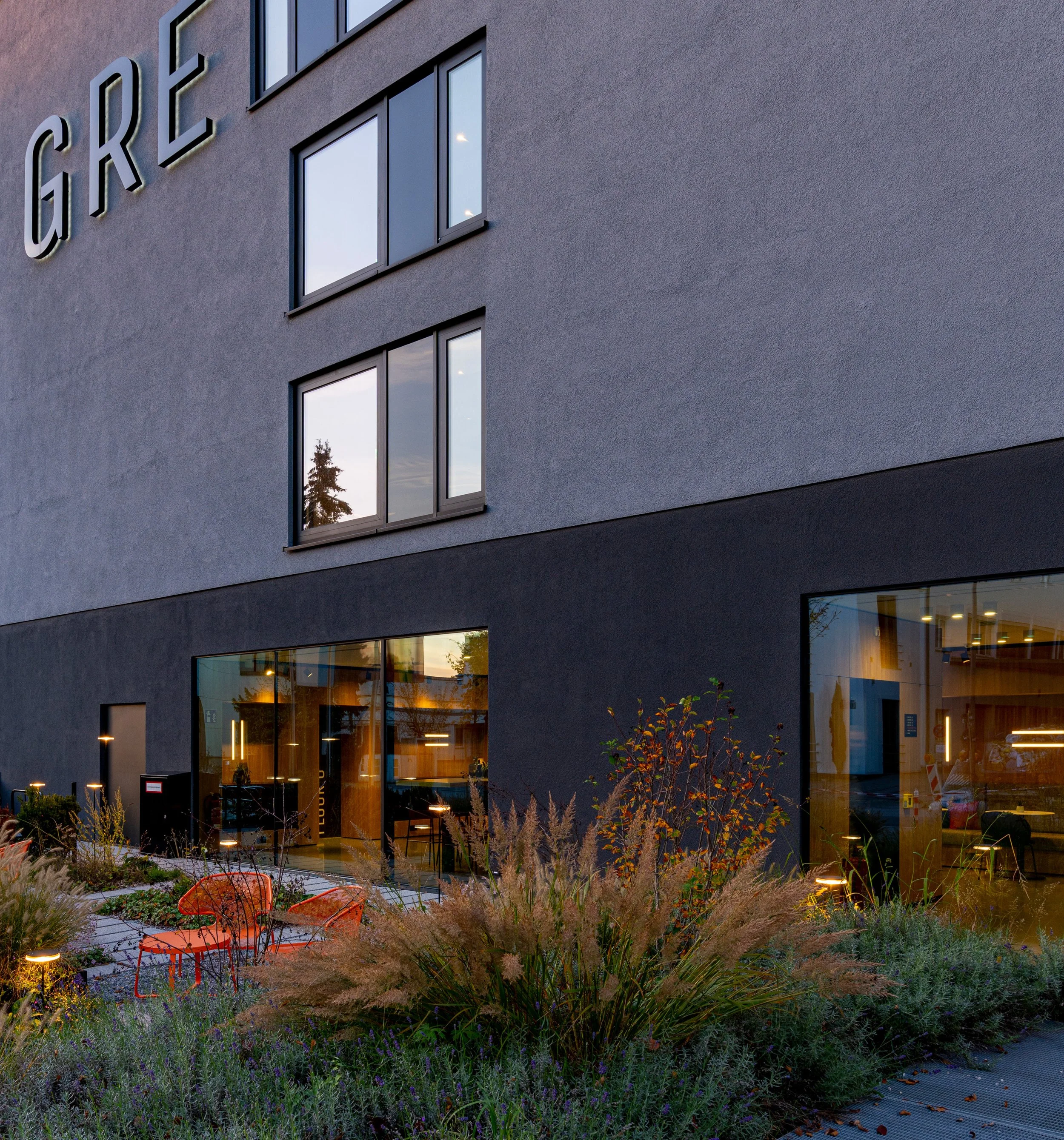 Greifs — SEBASTIAN ZENKER INTERIOR