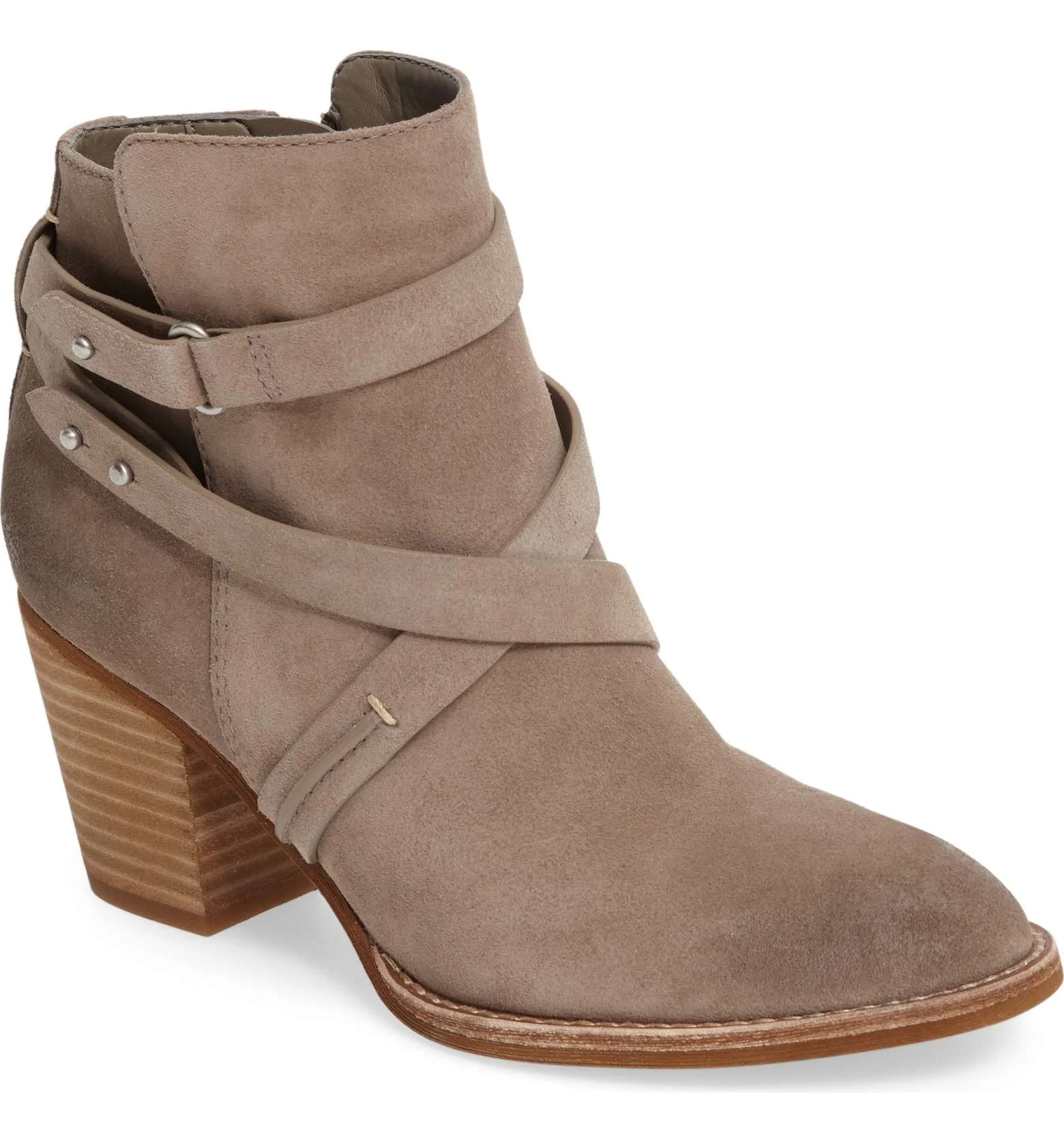 wearyourwholecloset_westernbootie2.jpg