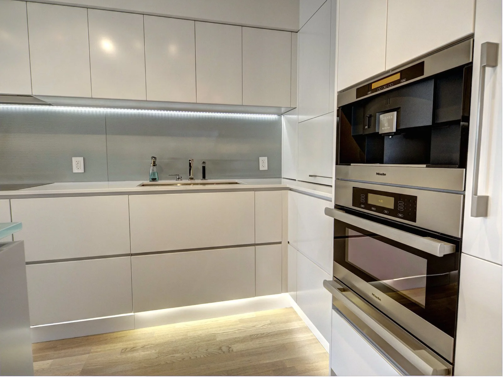 315-Kitchen-4.jpg
