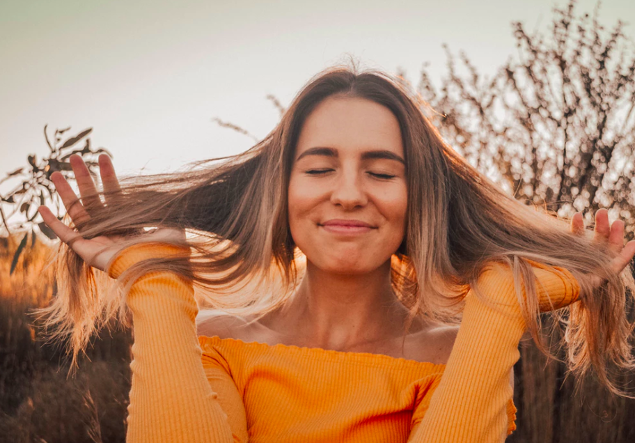 Embrace A Positive Mindset This Year With These 6 Tactics