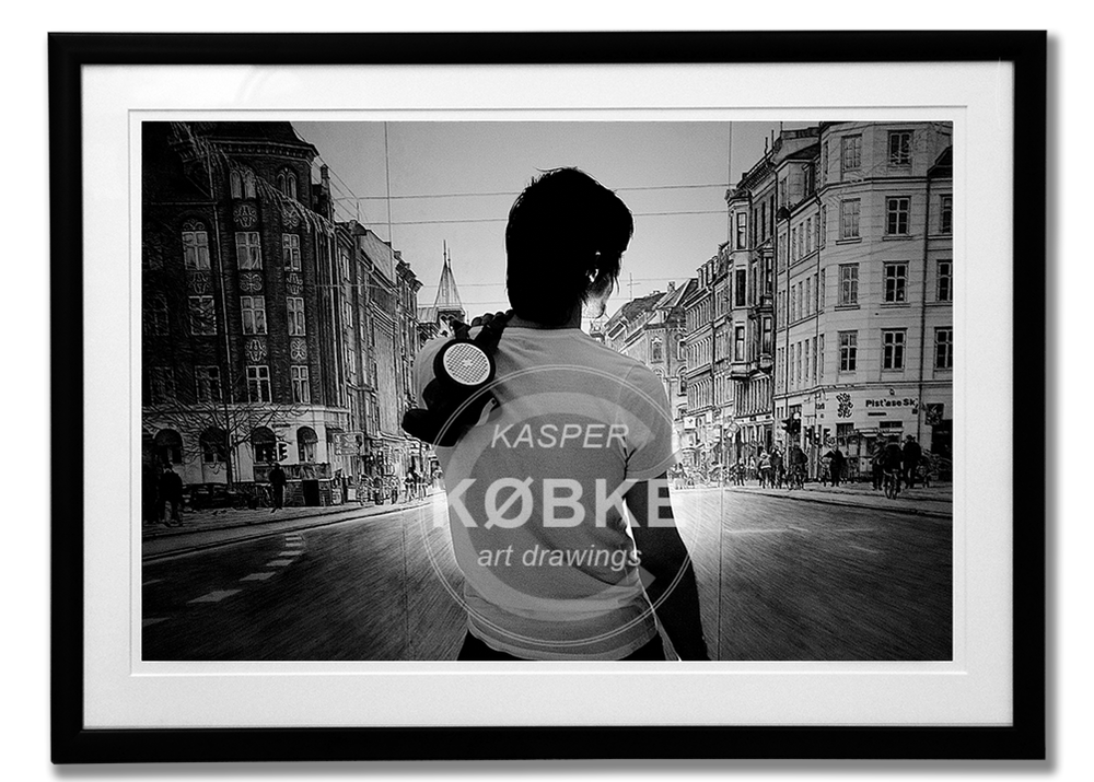 ArtistInFront_LimitedEdition_PassePartout.png,