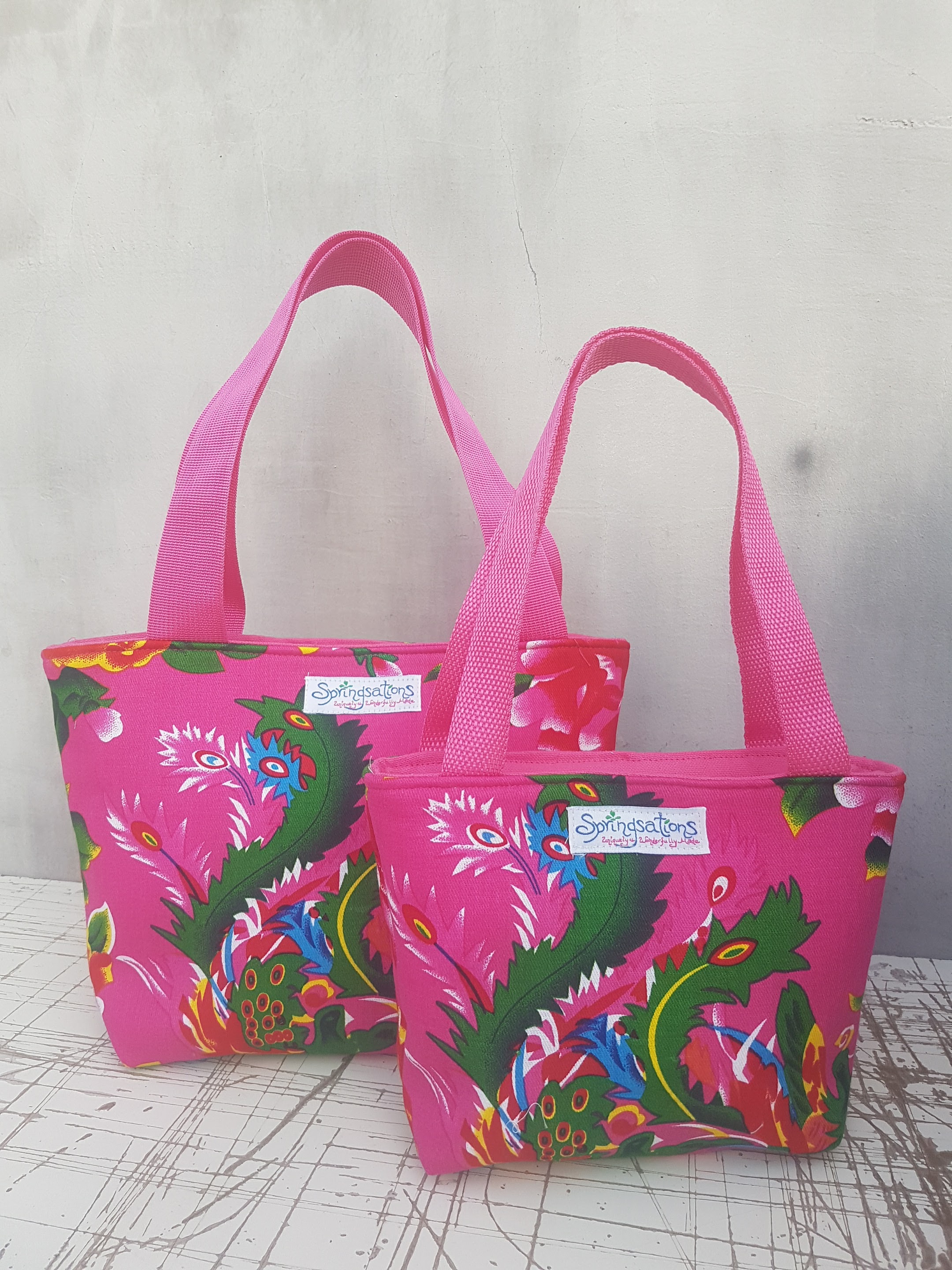 Medium & Little Travel Bag in Fuchsia