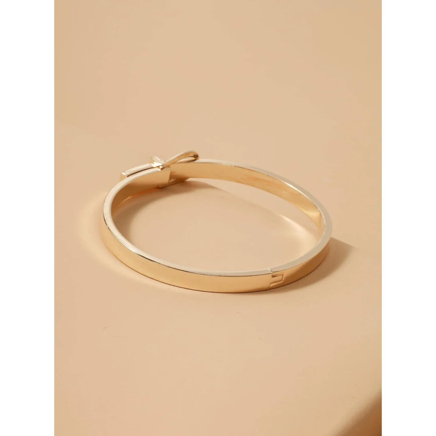 EFDCDBDB-0F7C-4A0B-80E6-1BE9AE4009A8