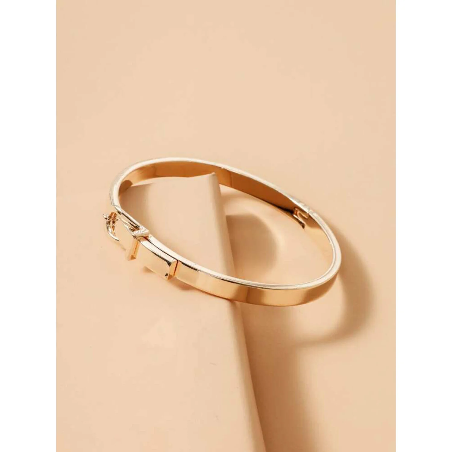 83BA997B-6D6F-48E6-8827-4331F84B3569