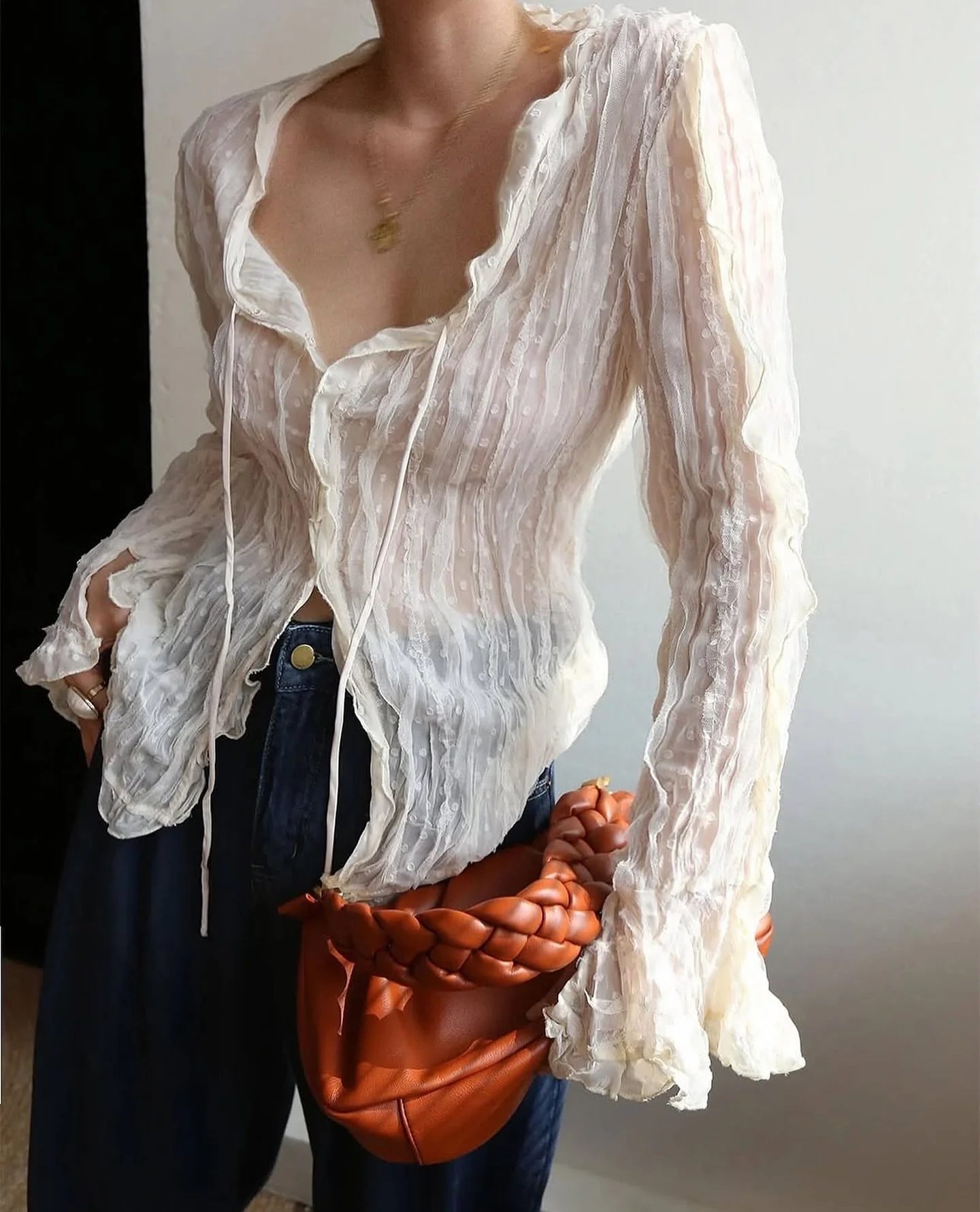 Let&rsquo;s get lost in textures of fall 🤎 // #shopsohostyle.com #linkinbio☝️