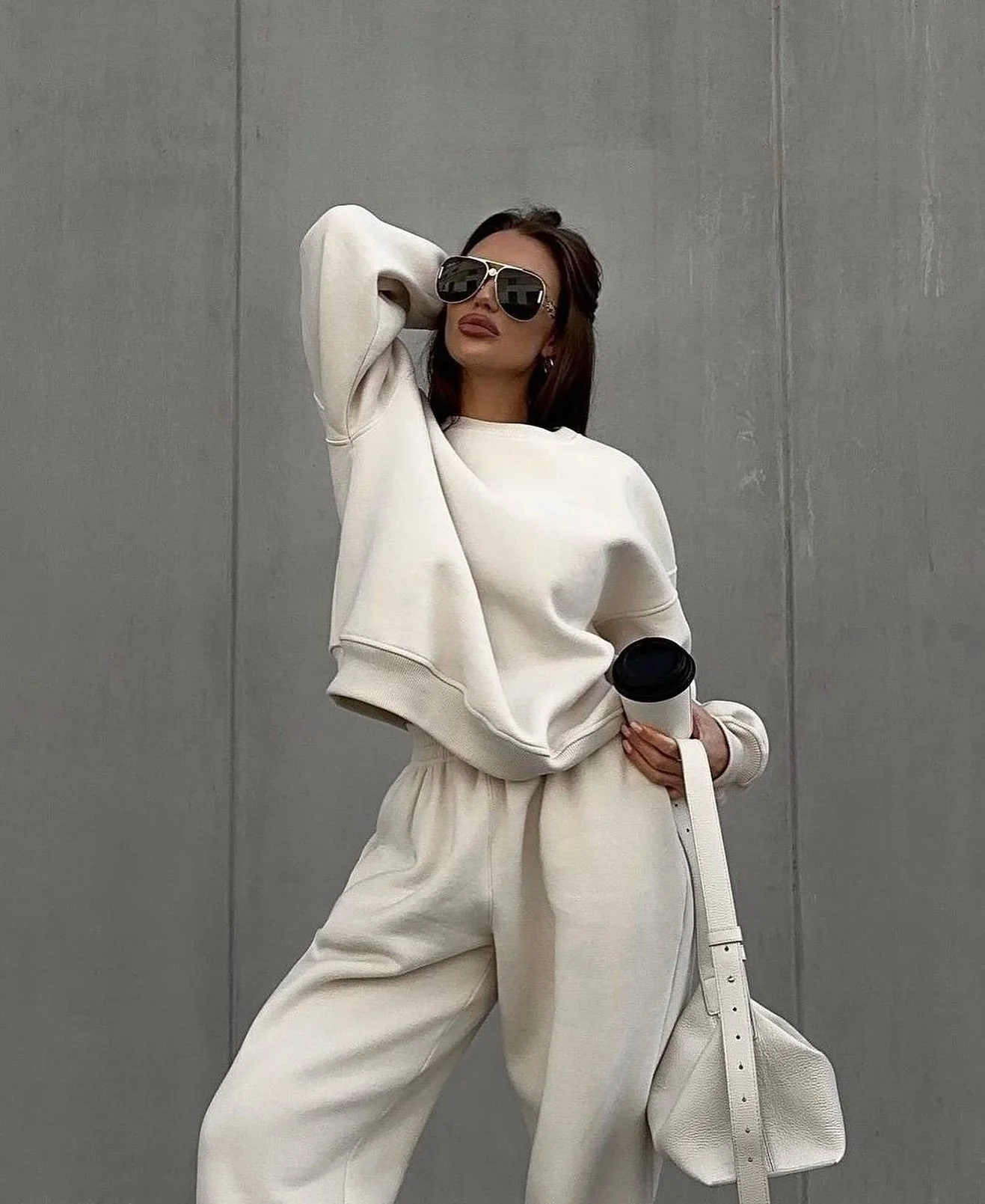 Comfies always 🤍 // WWW.SHOPSOHOSTYLE.COM #linkinbio