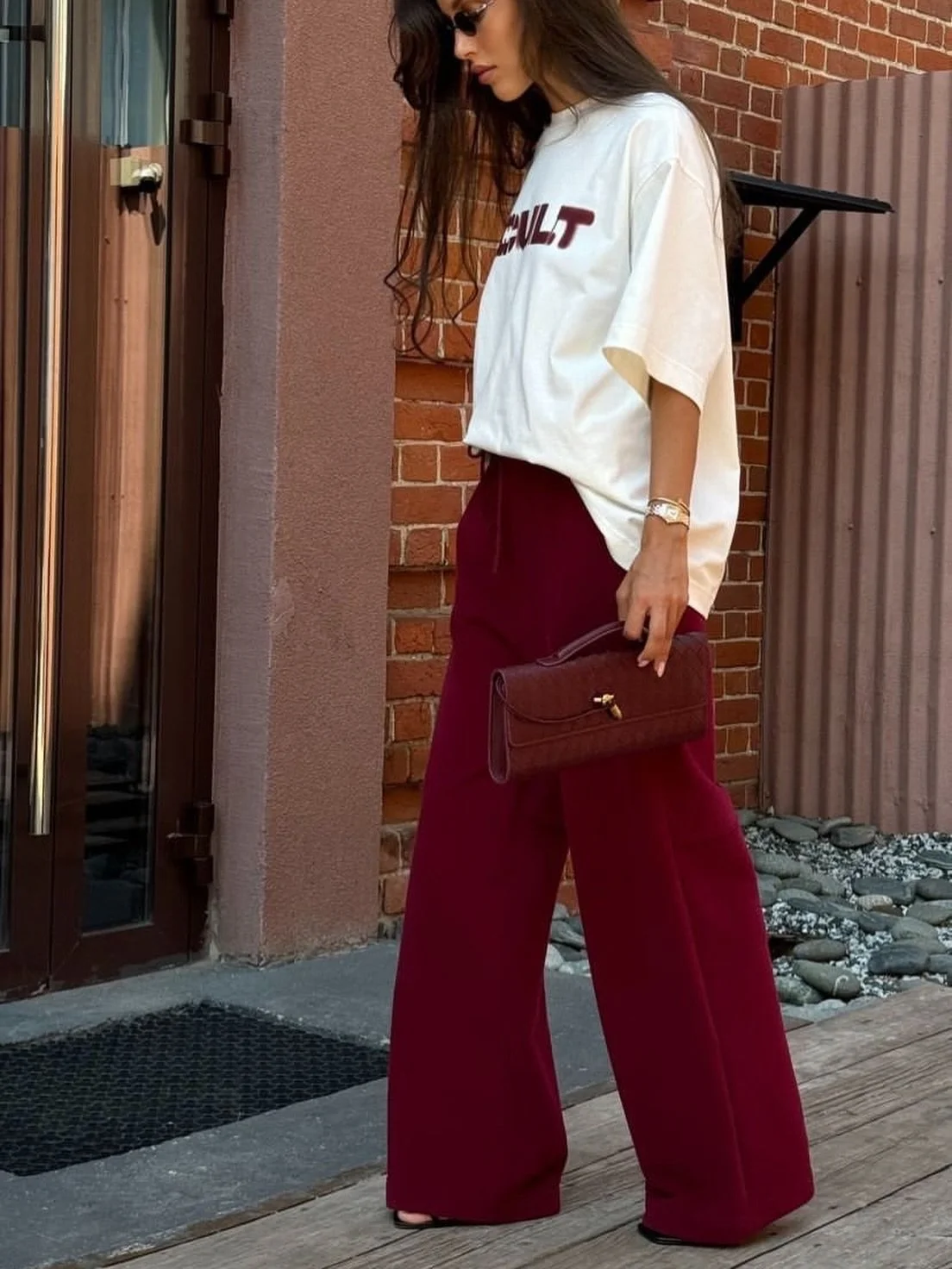 The bag of the season 🤍

search: Lorelai Burgundy Woven Clutch 

Link in bio. #blackfridaybaby #sale accessories #shopsohostyleboutique