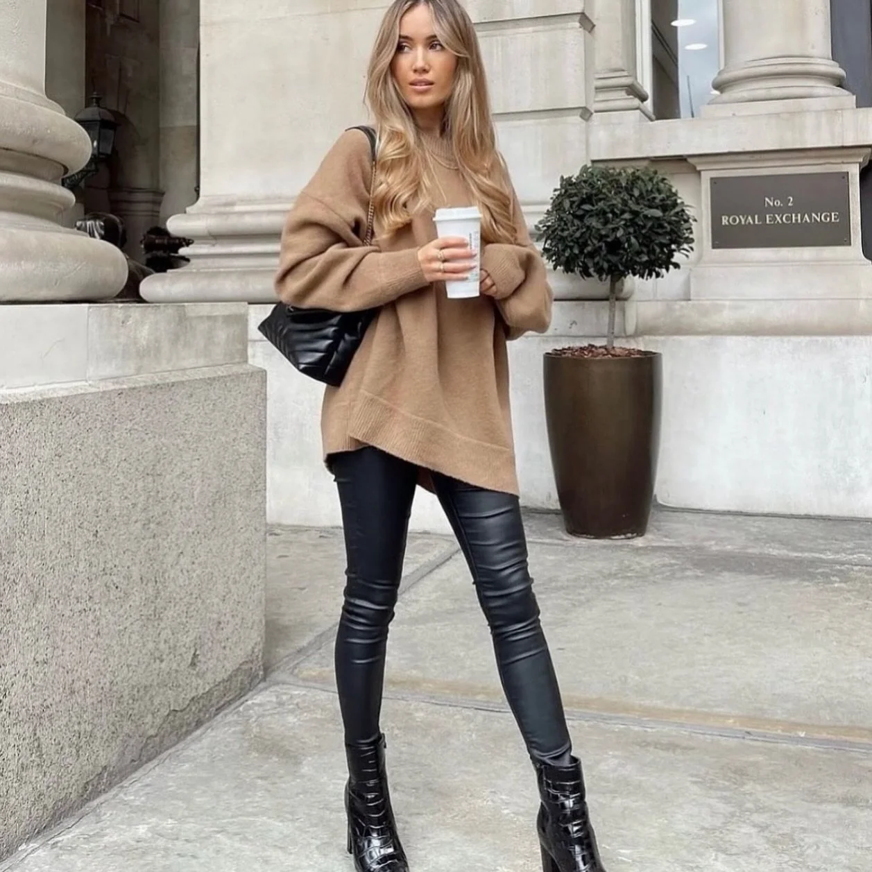 Ready to wear &gt;&gt; www.shopsohostyle.com #linkinbio👆