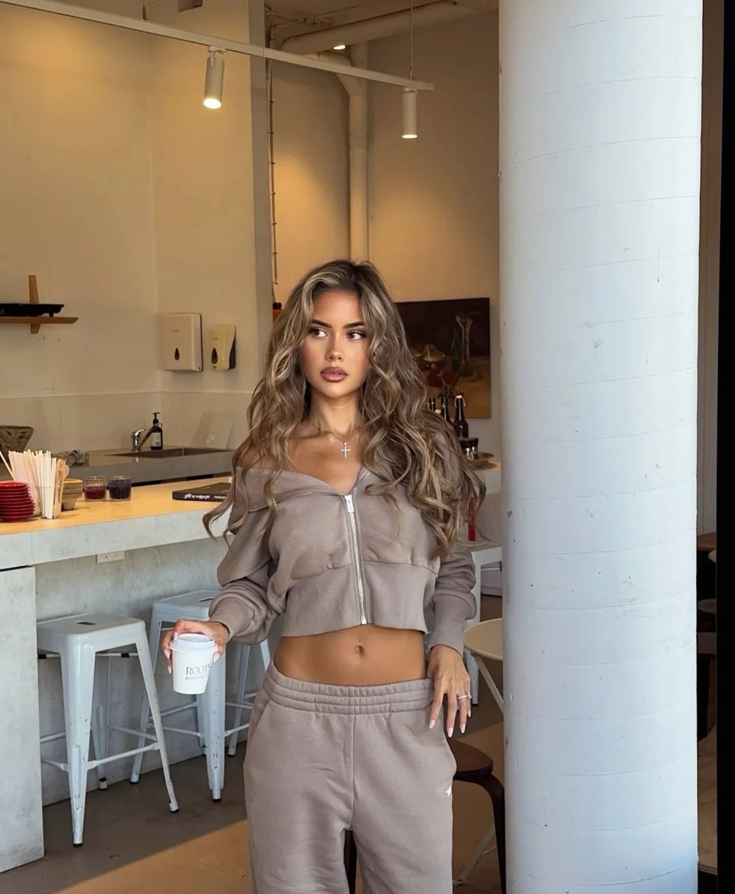 Comfy sets always 🫶🏻 // #shopsohostyle.com #linkinbio☝️