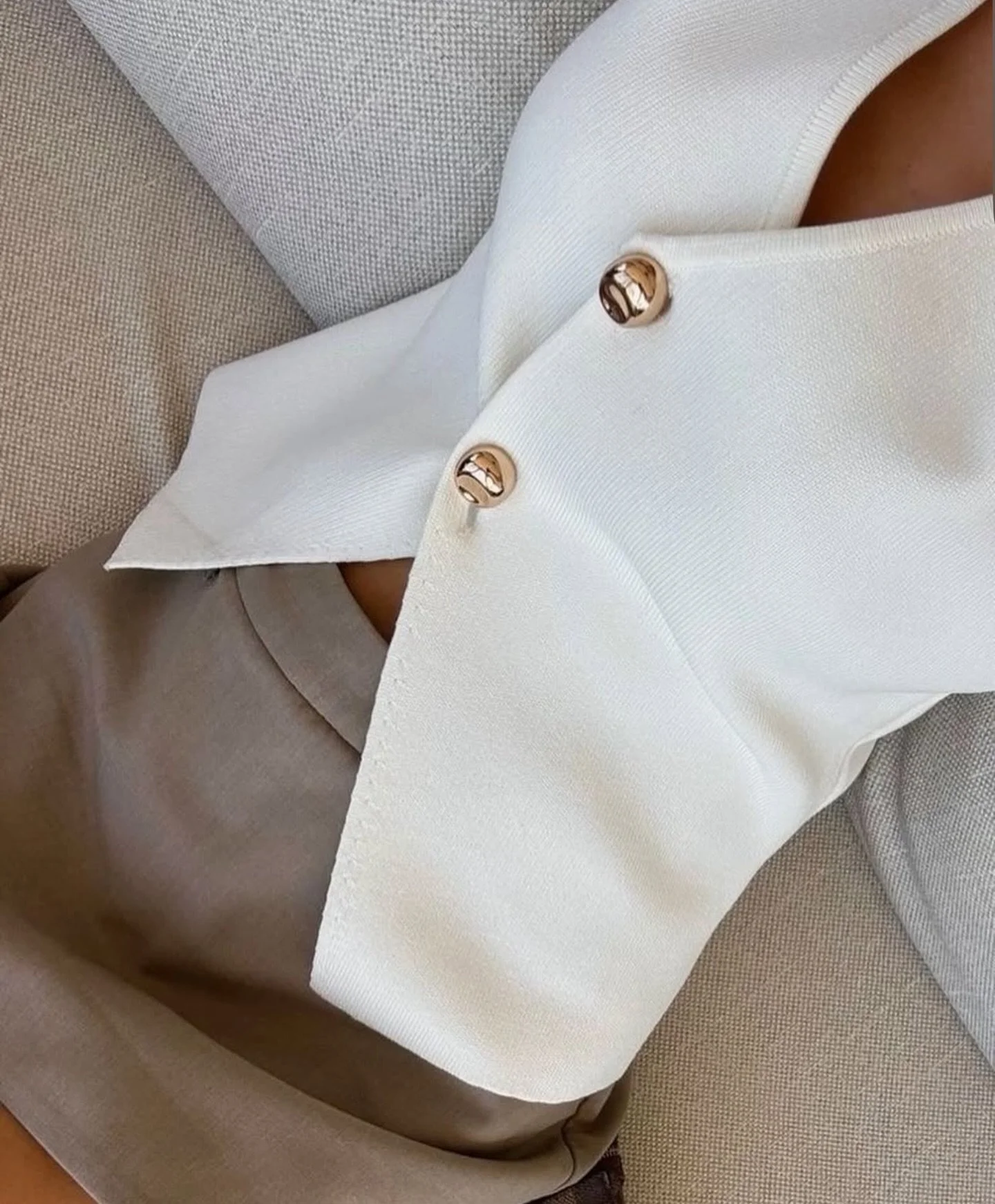 Premium knits online now! 

search: double button knit vest top // www.shopsohostyle.com 

Link in bio!