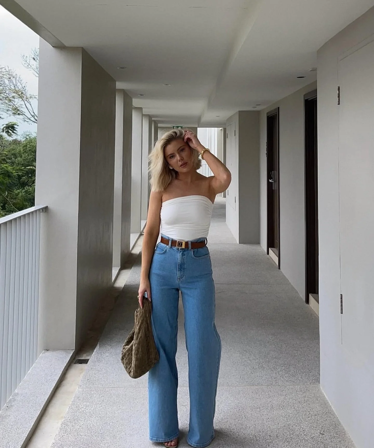 Back to basics.

search: ELOWYN tube top // www.shopsohostyle.com 

Link in bio! #shopsohostyleboutique #basics