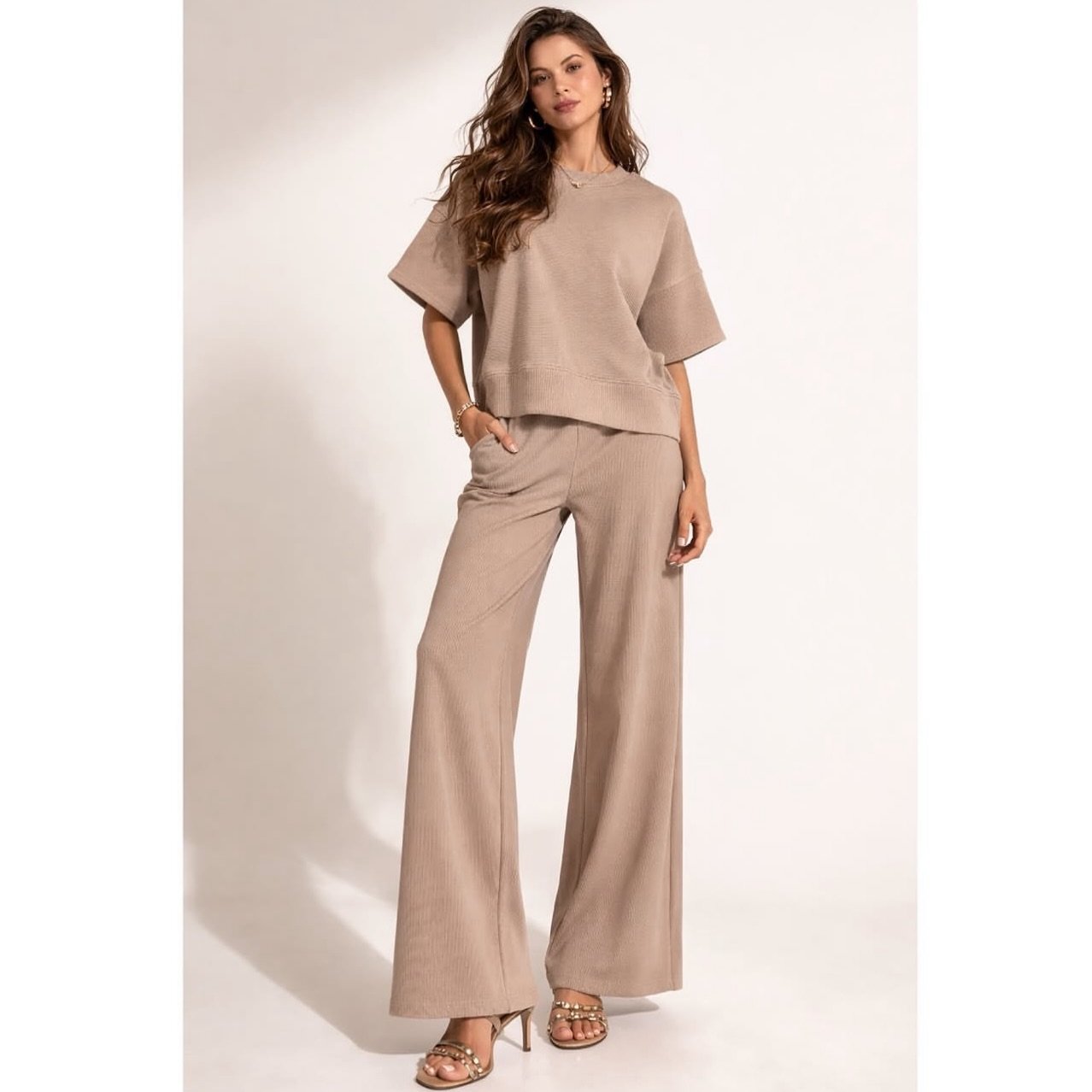 Our best selling everyday sets now restocked! 

search: Chic Muse wide leg pant set 

Link in bio! #shopsohostyleboutique #boutiquestyle #newarrivals #bestseller