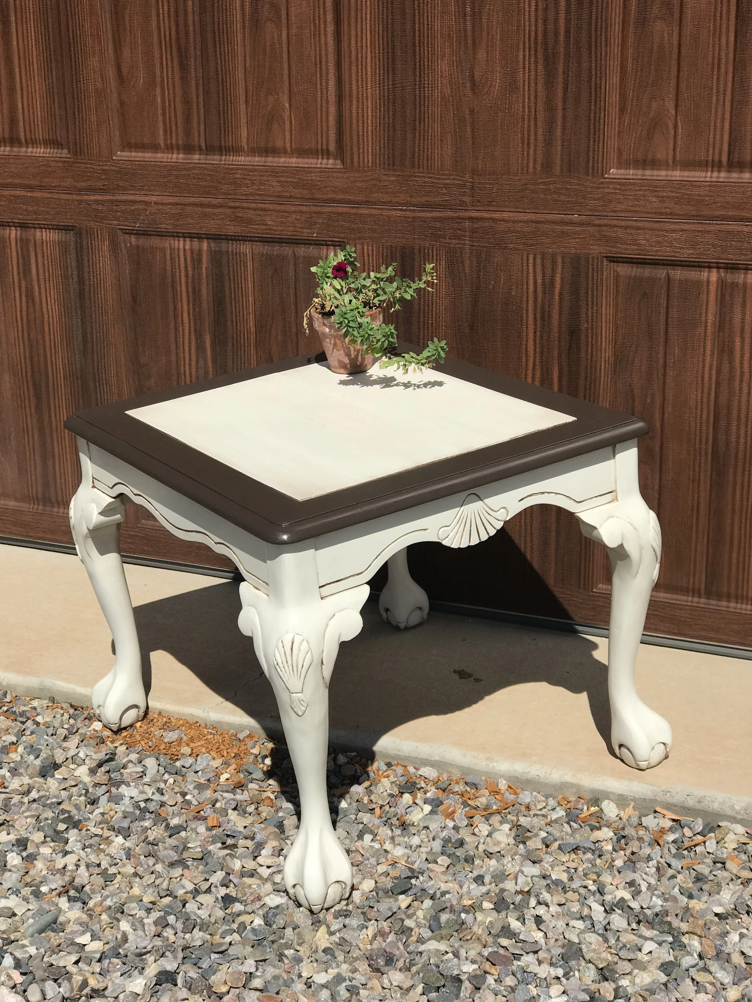 Vintage Style End Table/Nightstand  