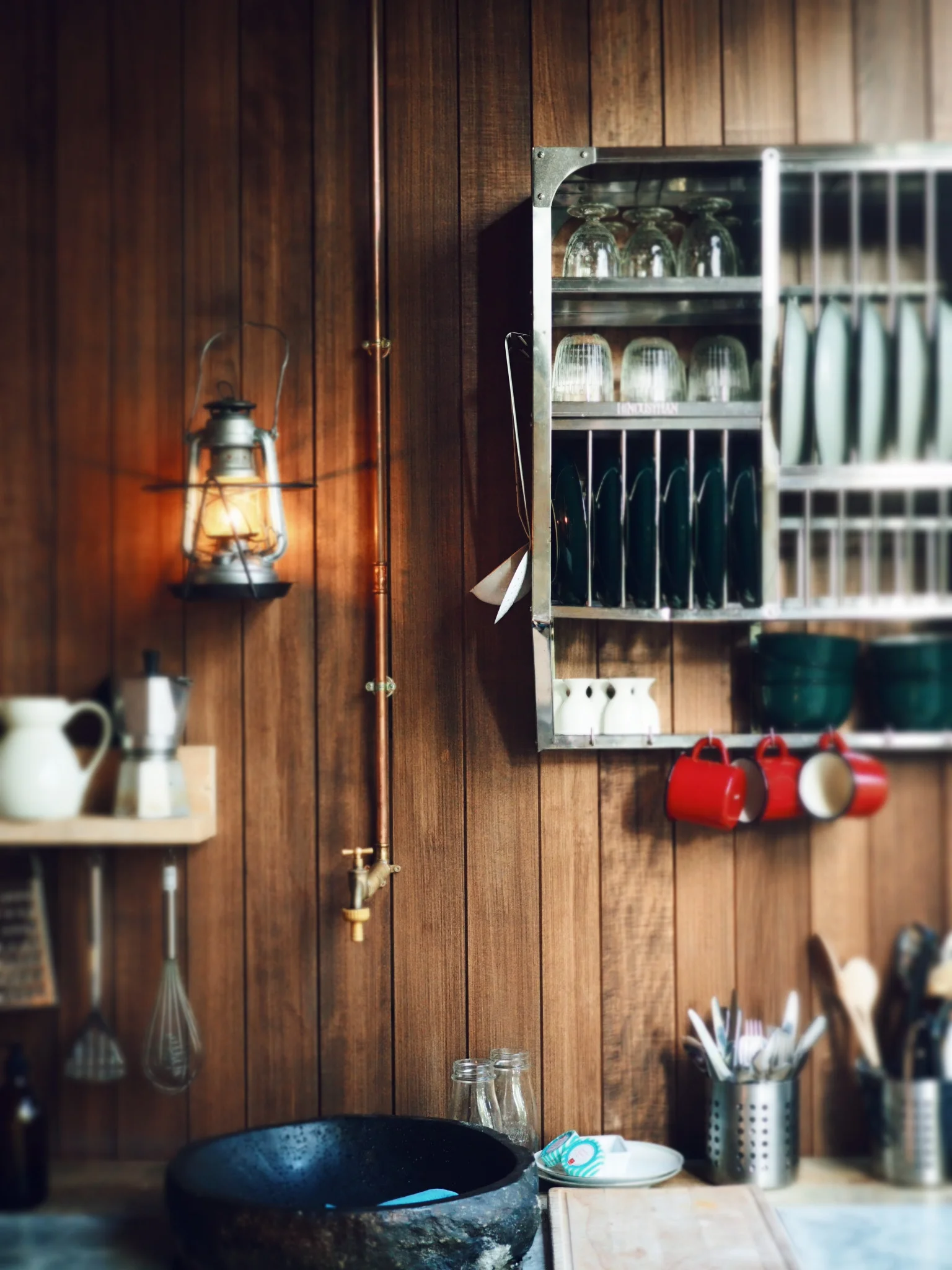 THe kitchen was small but perfectly formed