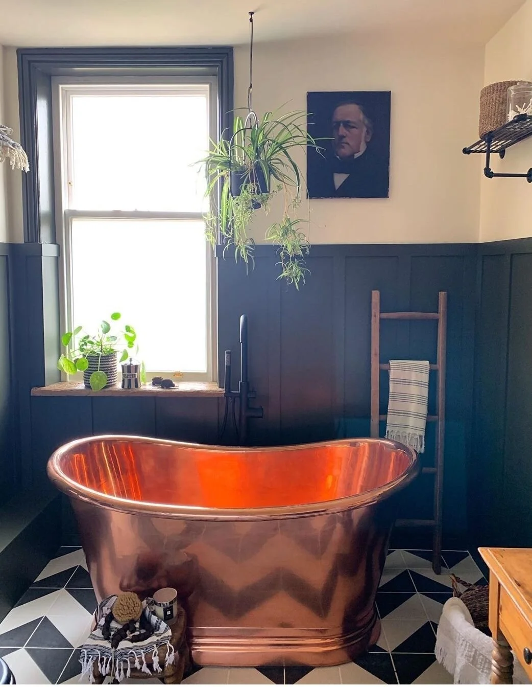 I love the arrangement of have the bath under the window that @the_girl_with_the_green_sofa went for in her new bathroom
