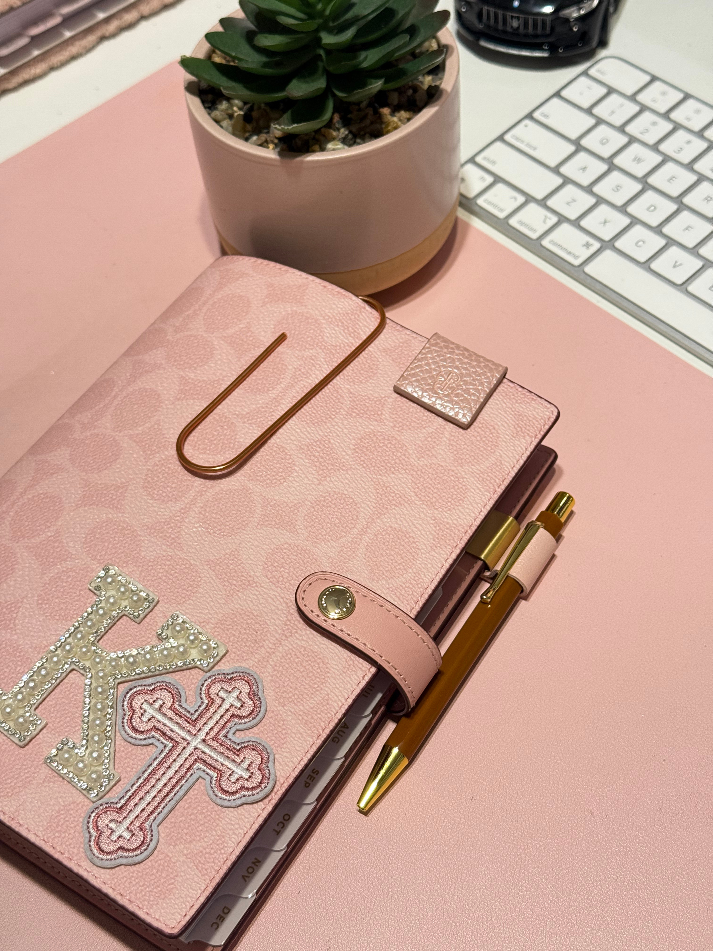 Blush Luxe Pen Loop - Powder Pink Limited Edition