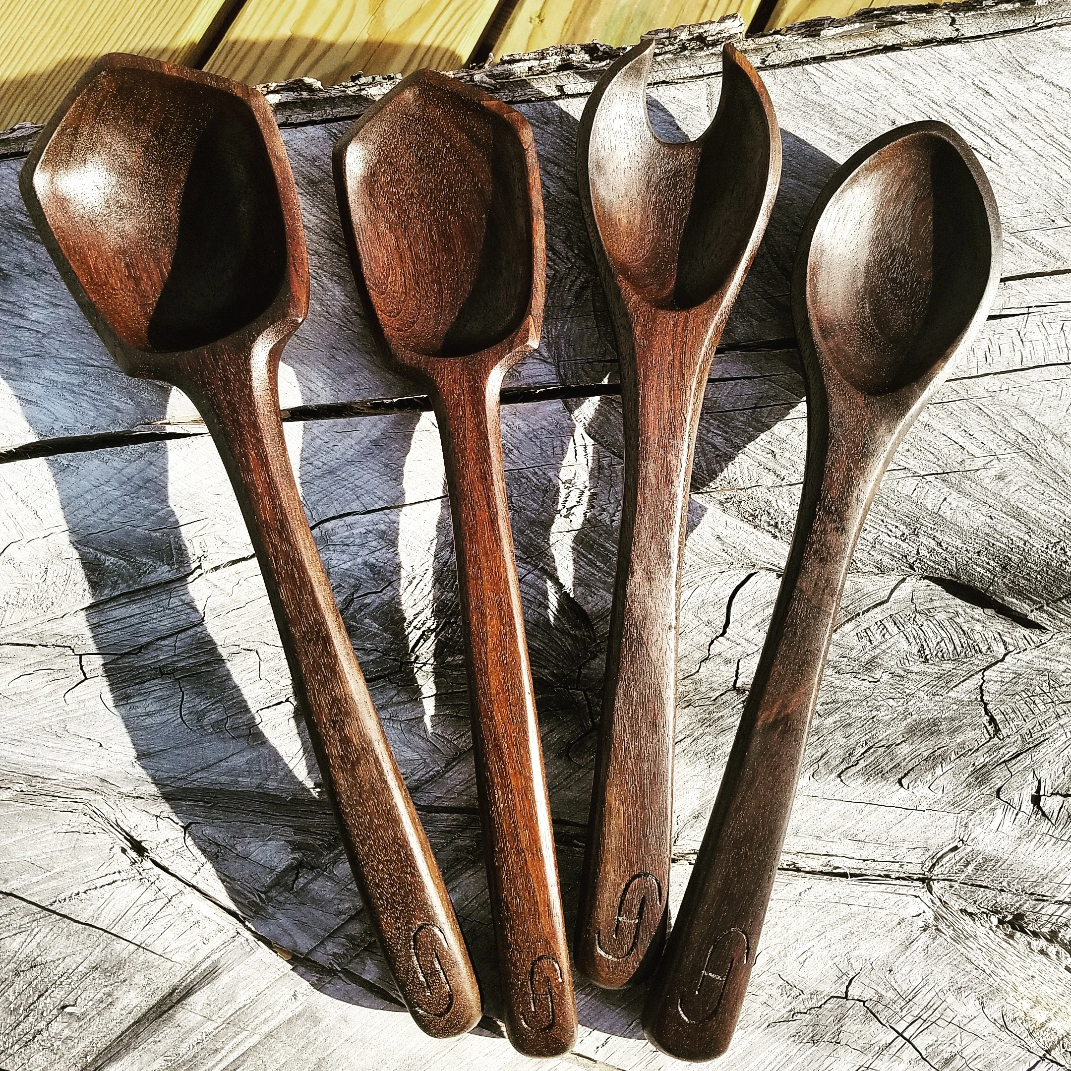 Walnut Serving And Salad Set