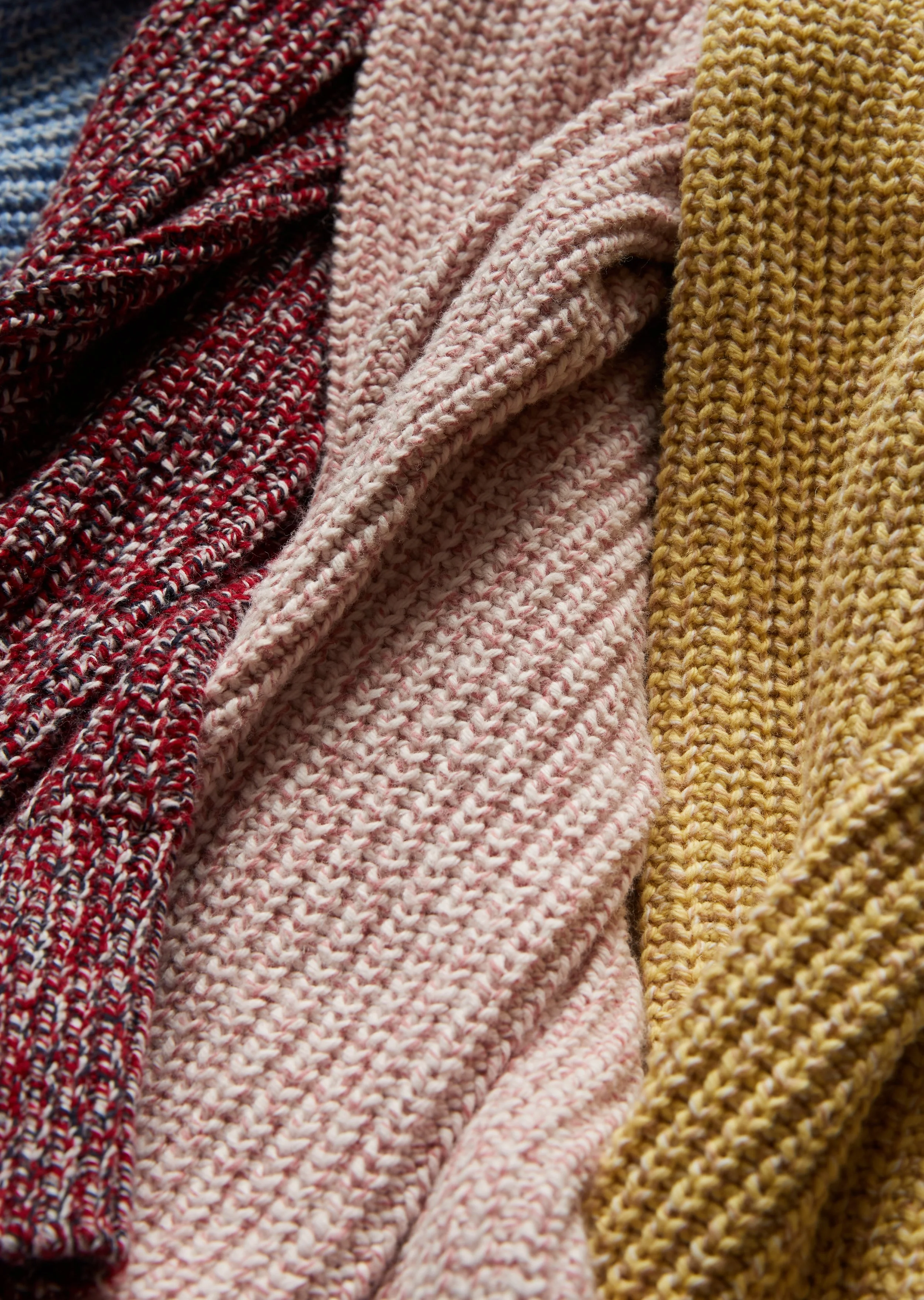 21HO765001887-BF-SL-JA-W-Sweater-Moment-v8.JPG