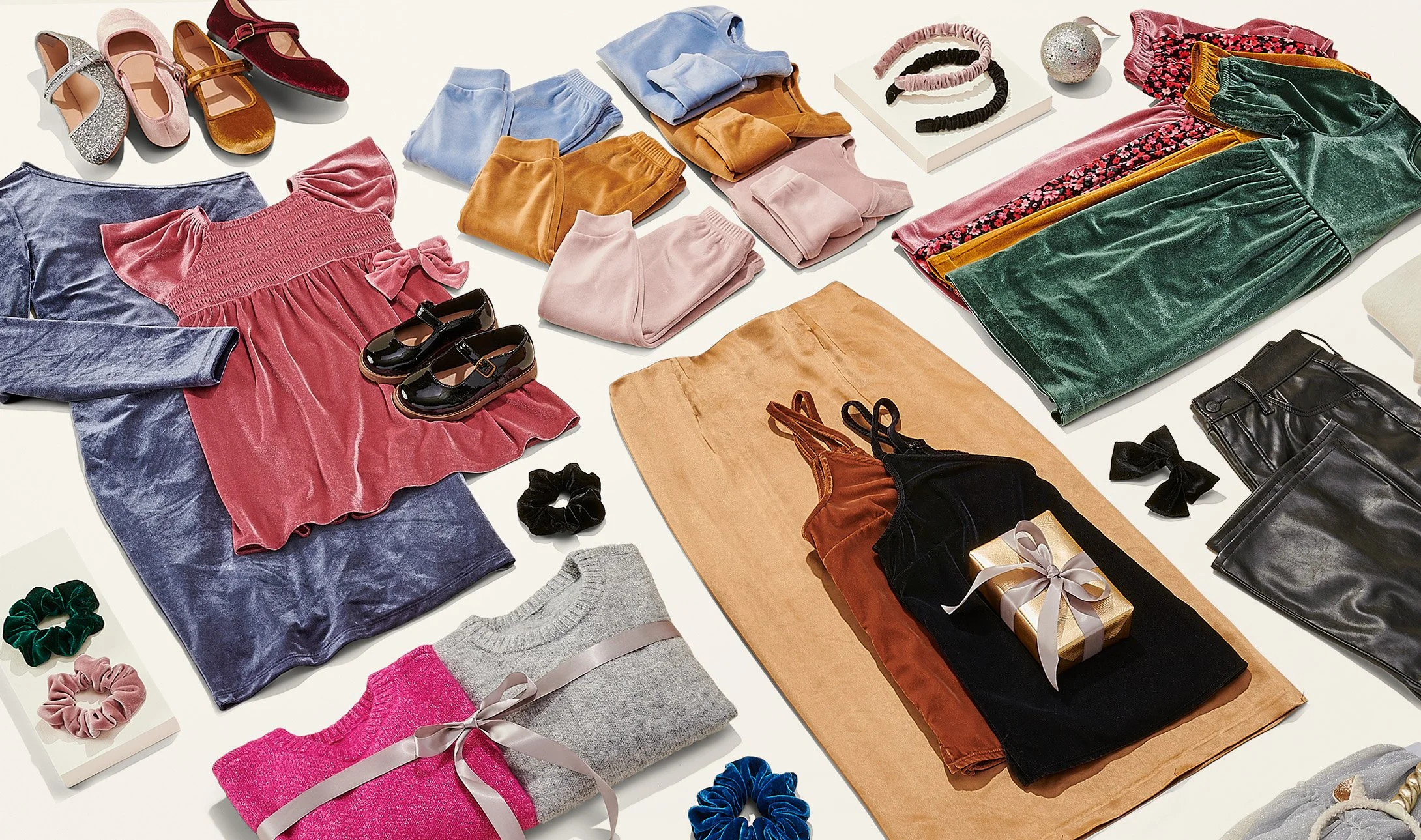 22HOL_M4044_S01574_Personality_Gift_Dressy.jpg