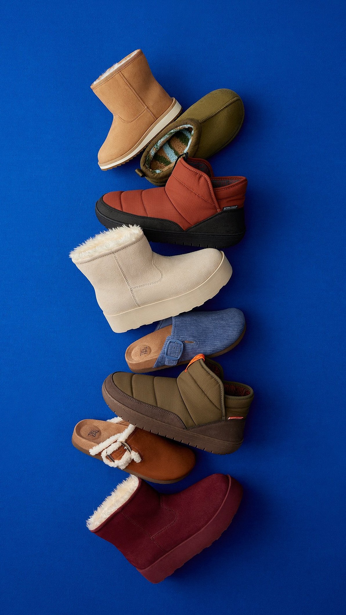 4942428-FY25-HOLIDAY-GIFTING-Best-of-Shoes-AV1-Horizontal-Apparel-LD-V2-0552_b_R300.jpg