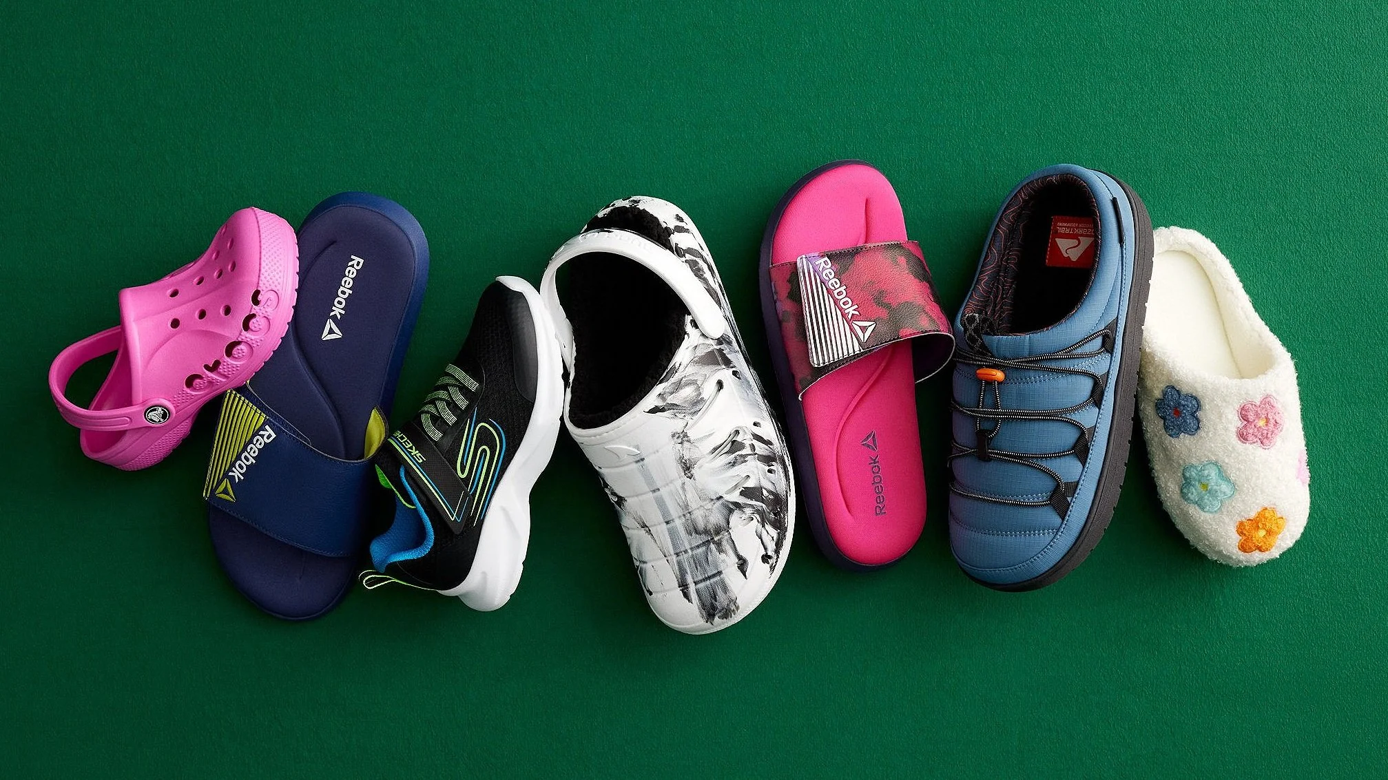 4942428-FY25-HOLIDAY-GIFTING-Best-of-Shoes-BV1-Horizontal-Apparel-LD-0018_b_R300.jpg
