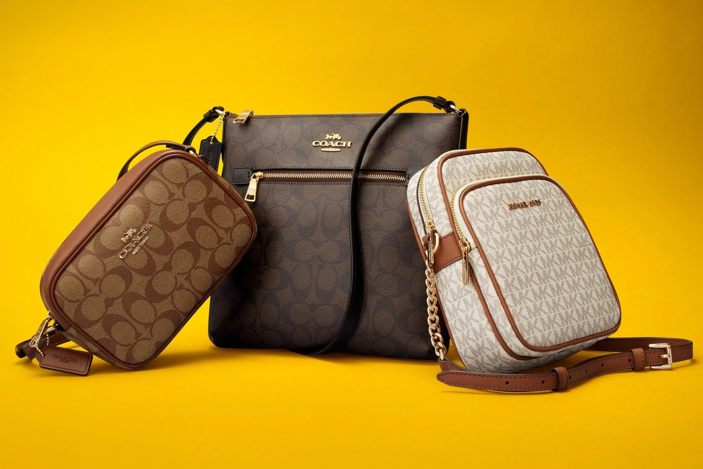 4905164-FY25-HOLIDAY-DEALS-AE1-Designer-Bags-30off-Apparel-LD-V2-0059_b_YELLOW_sRGB150.jpg