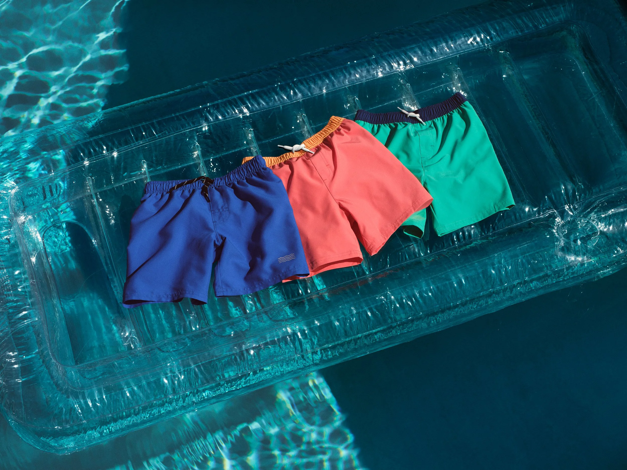 5122169-FY25-SWIM--KIDS---Boys-OPP-Swim-Apparel-LD_001091_b_sRGB_150DPI_Final.jpg