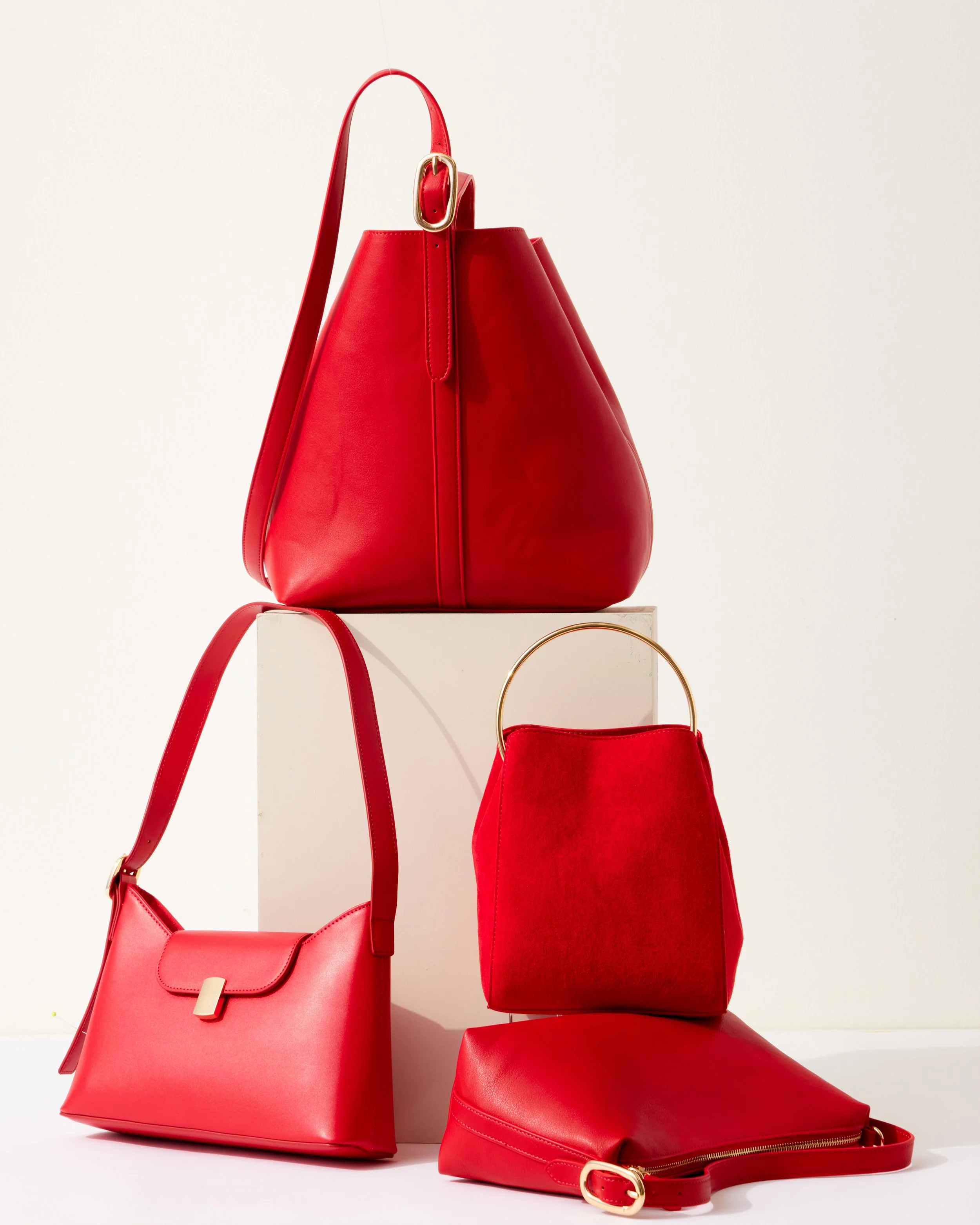 25FAL_M6408_S05828__TheBagShopPDP_W_01_LD_v003.jpg