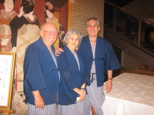 Kimono & Hot Bath in Japan w Story's copy.jpg