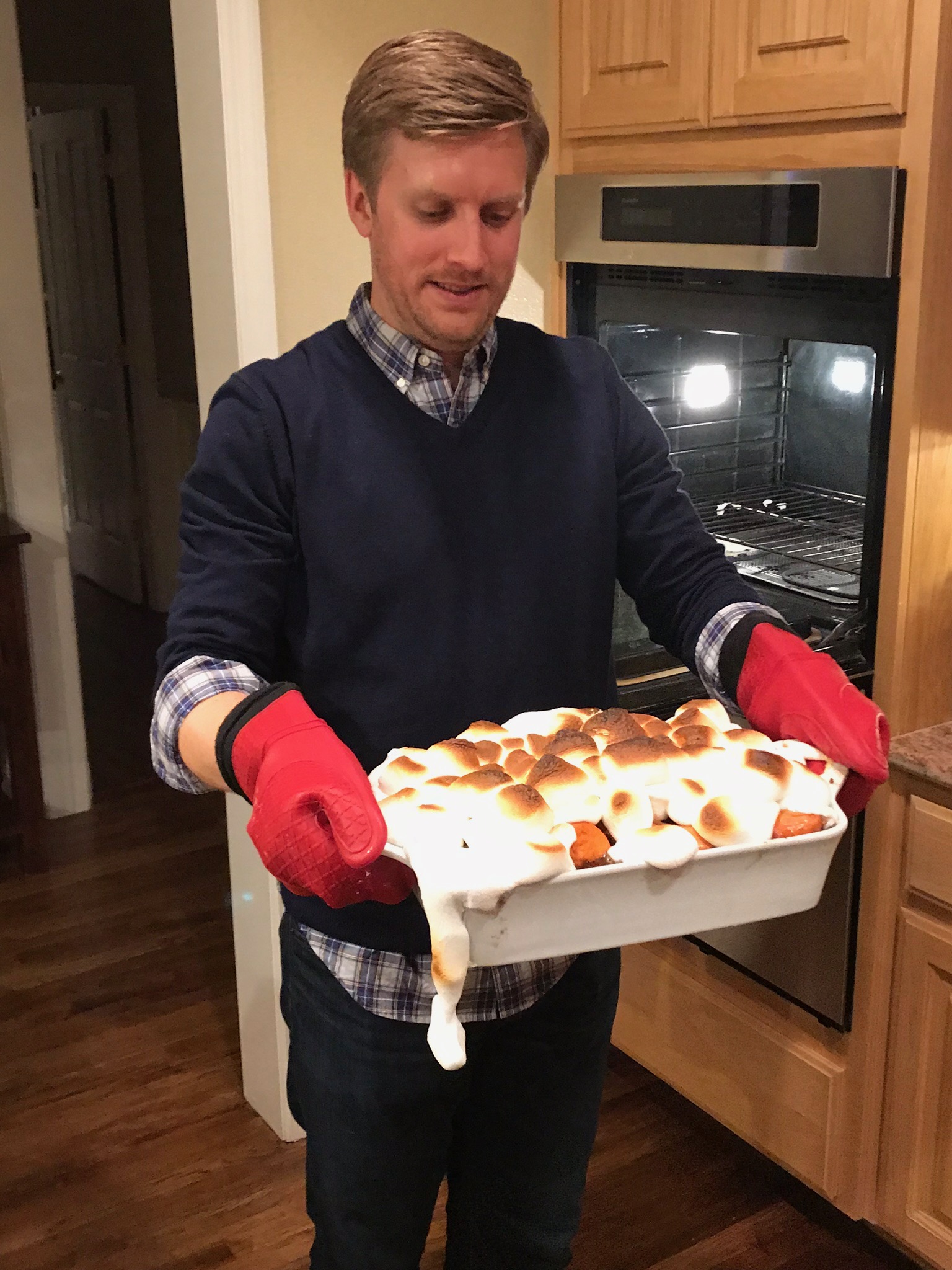 Kyle takes marshmellow sweet tates from oven.jpg 19*.jpg