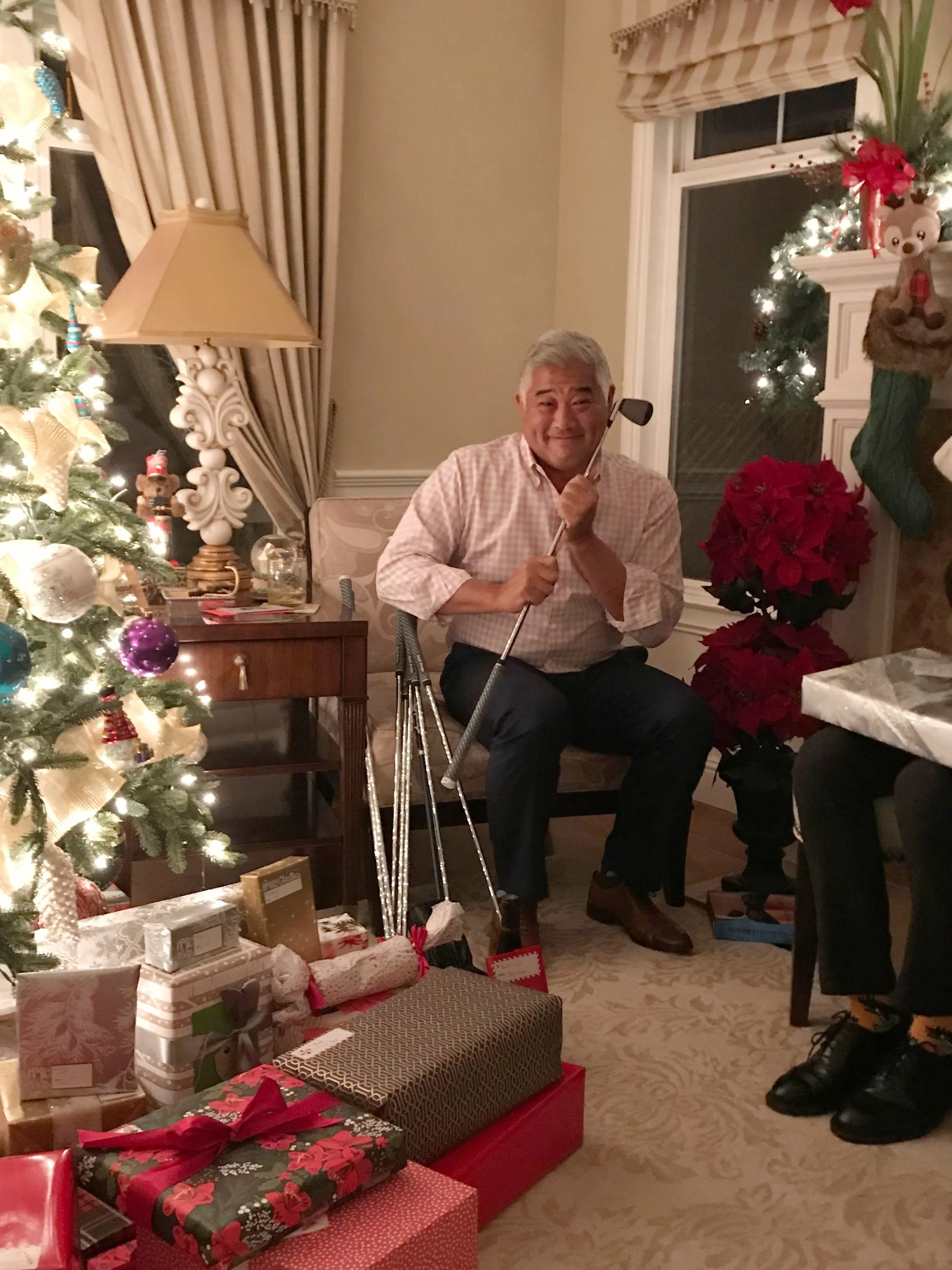 AL w his new Golf Clubs.jpg