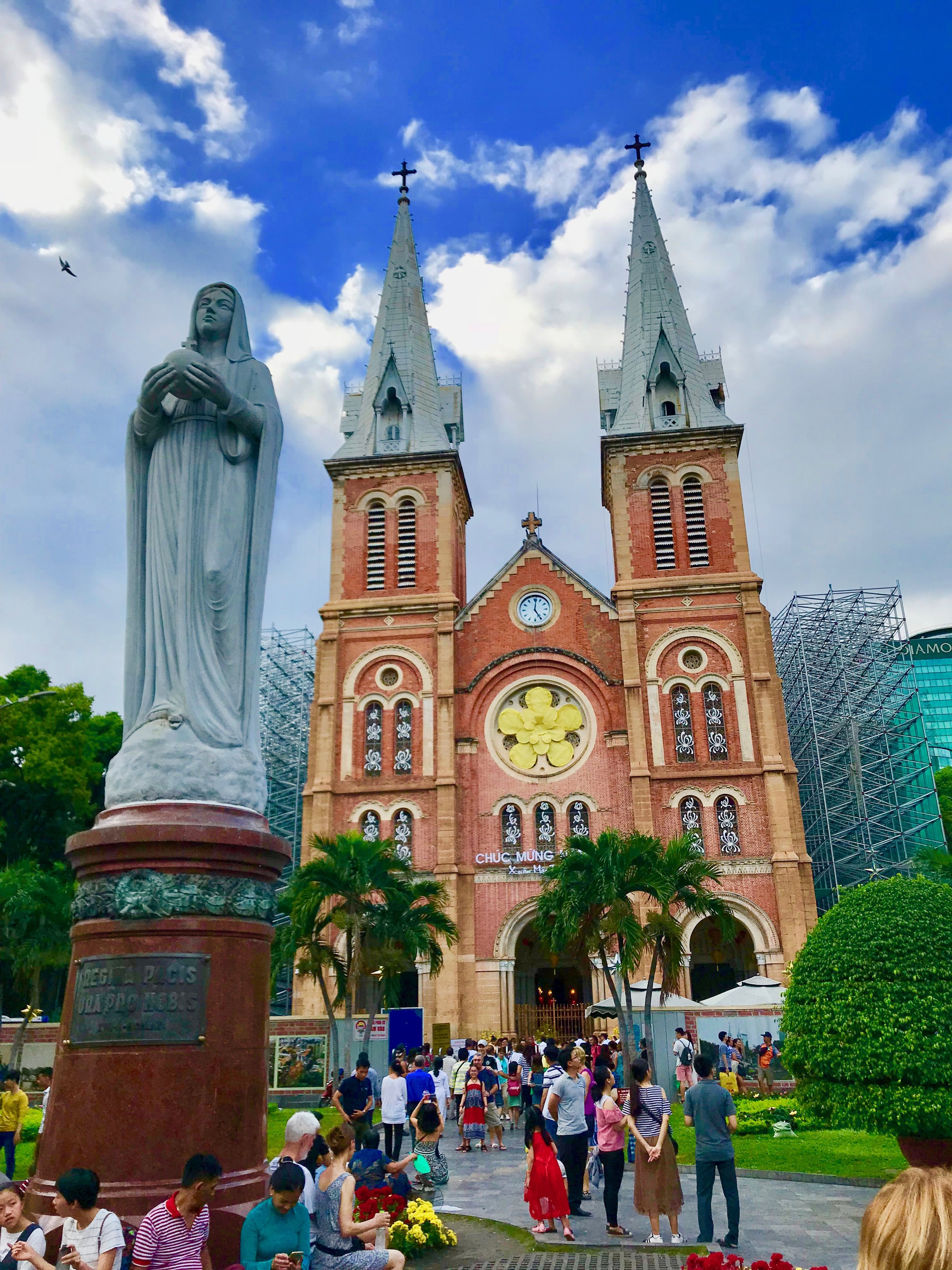 Notre Dam Cathedral Saigon042.jp*.jpg