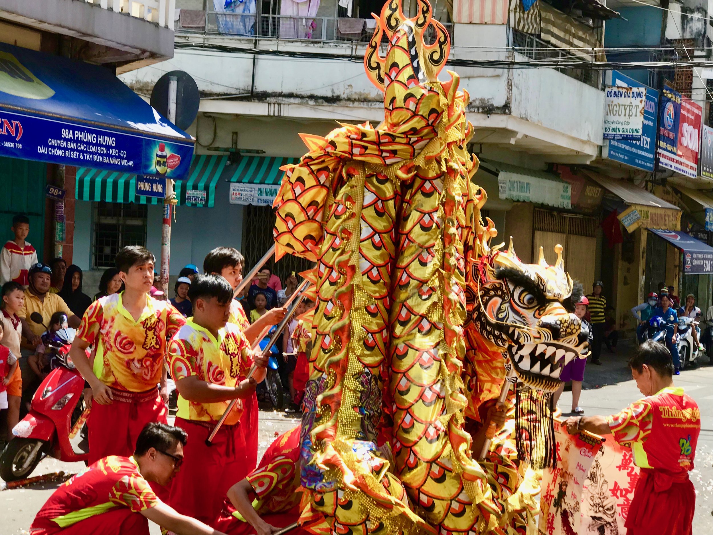 Dragon parade w young men.jpg