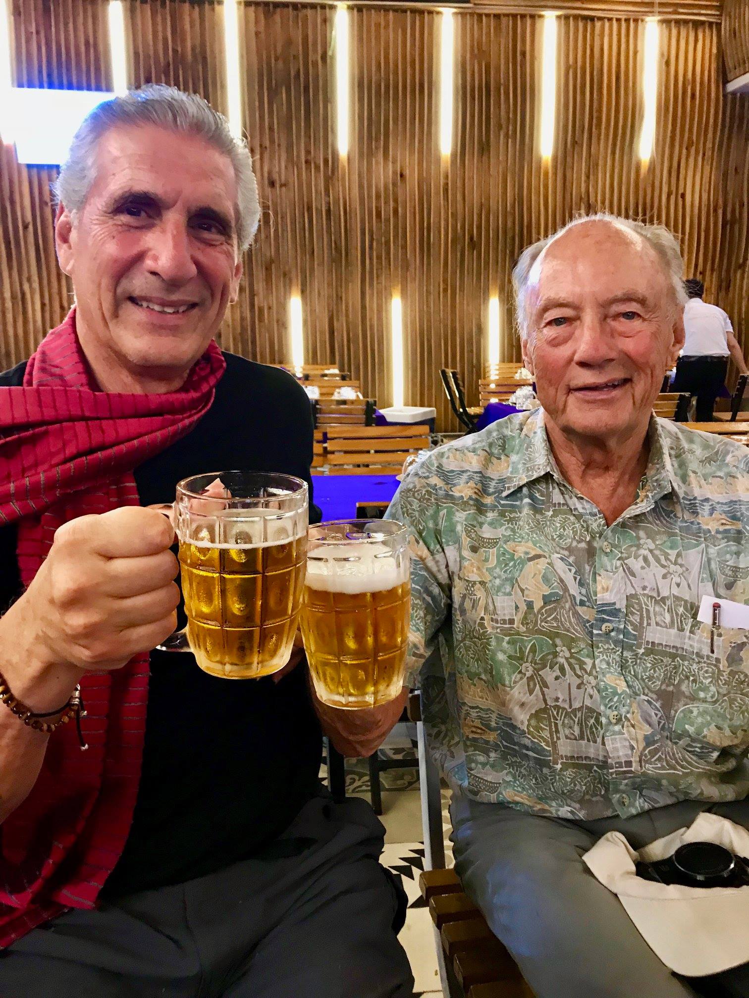 Den w Ed toasting w mug of beer.jpg