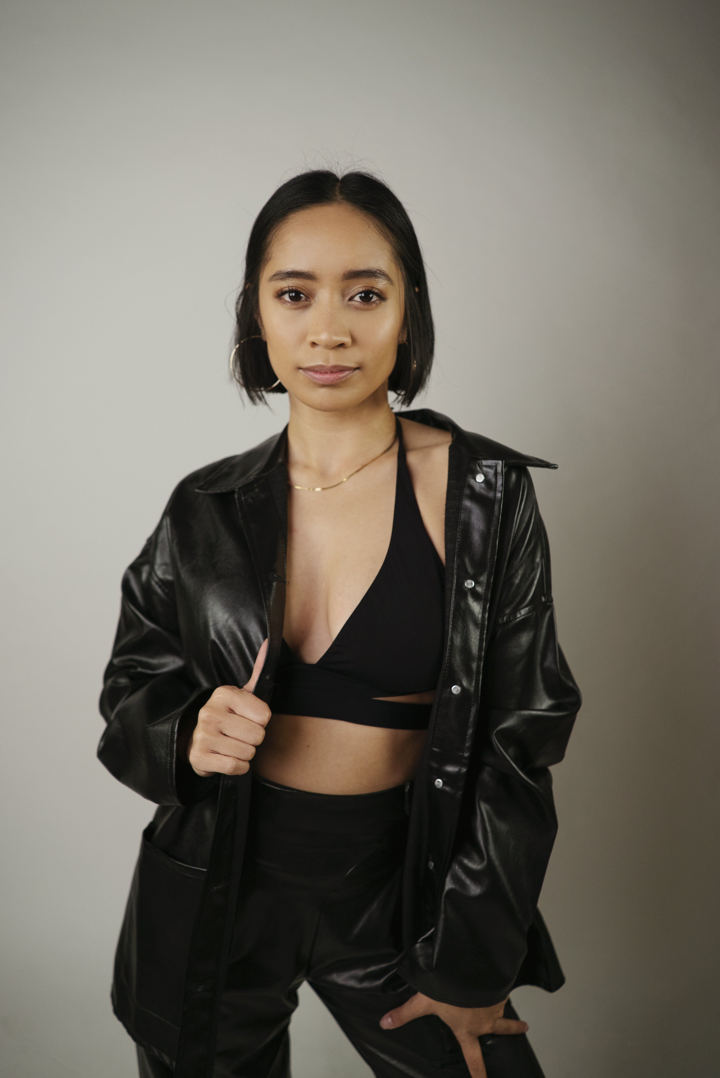 07_3WJ_Dancer_Celina_Torres_Mid_Shot 4 (short hair)2022.jpeg