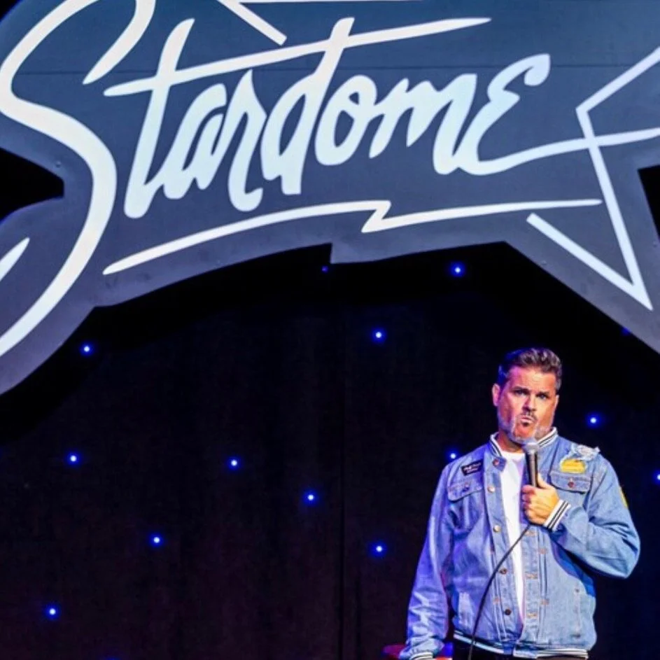 SOLD OUT! Comedian Mickey Bell Sells Out First-Ever Comedy Club Appearance