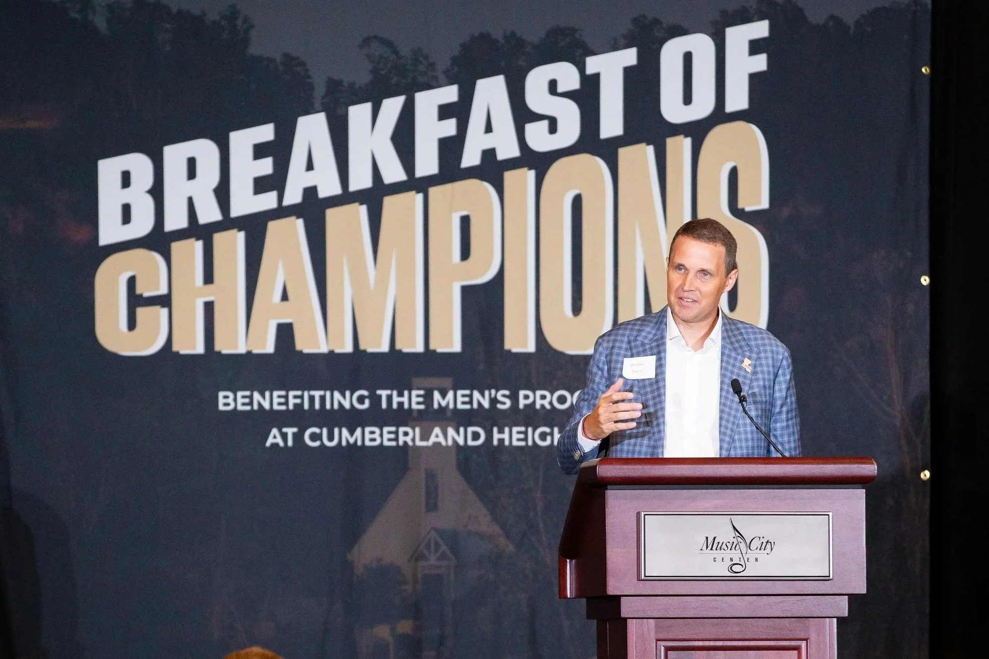 Will Wade Shares Message of Redemption, Resilience at Cumberland Heights Breakfast of Champions