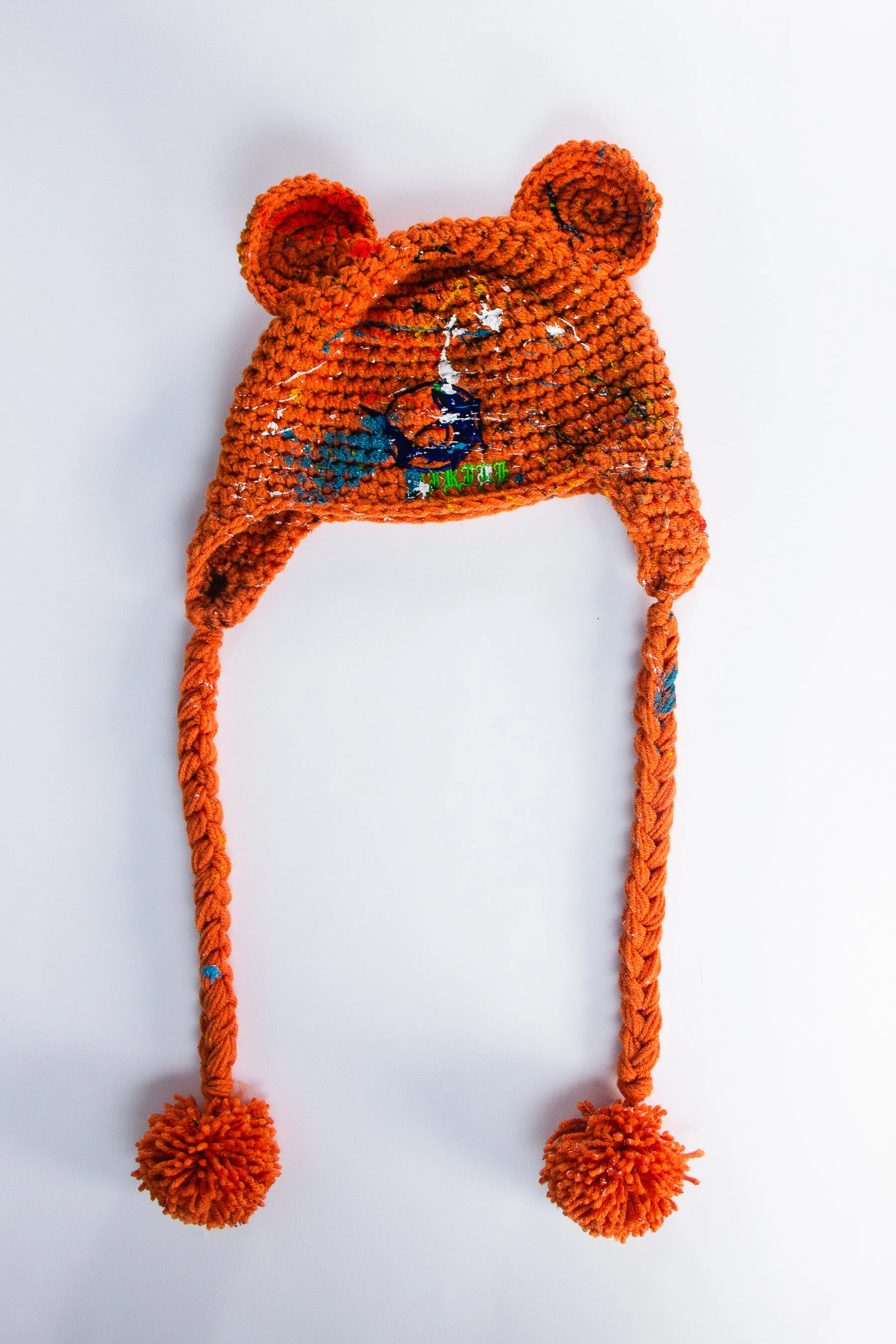 UNIQUE TASSEL BEANIE (SPLATTER)