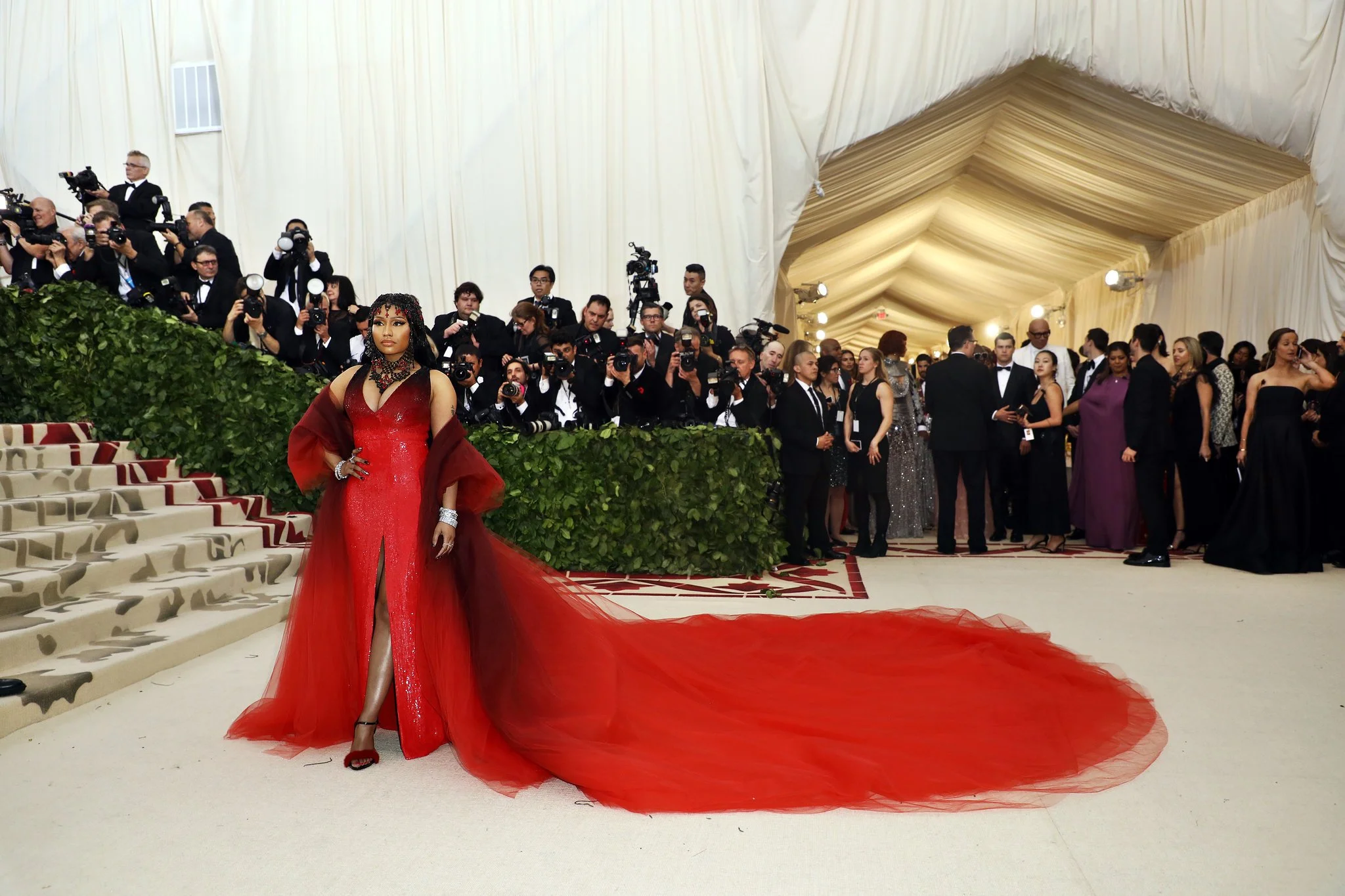 Nicki Minaj in Oscar de la Renta