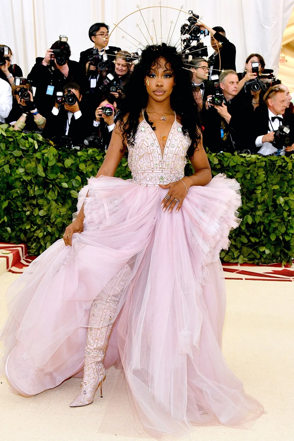 SZA in Versace