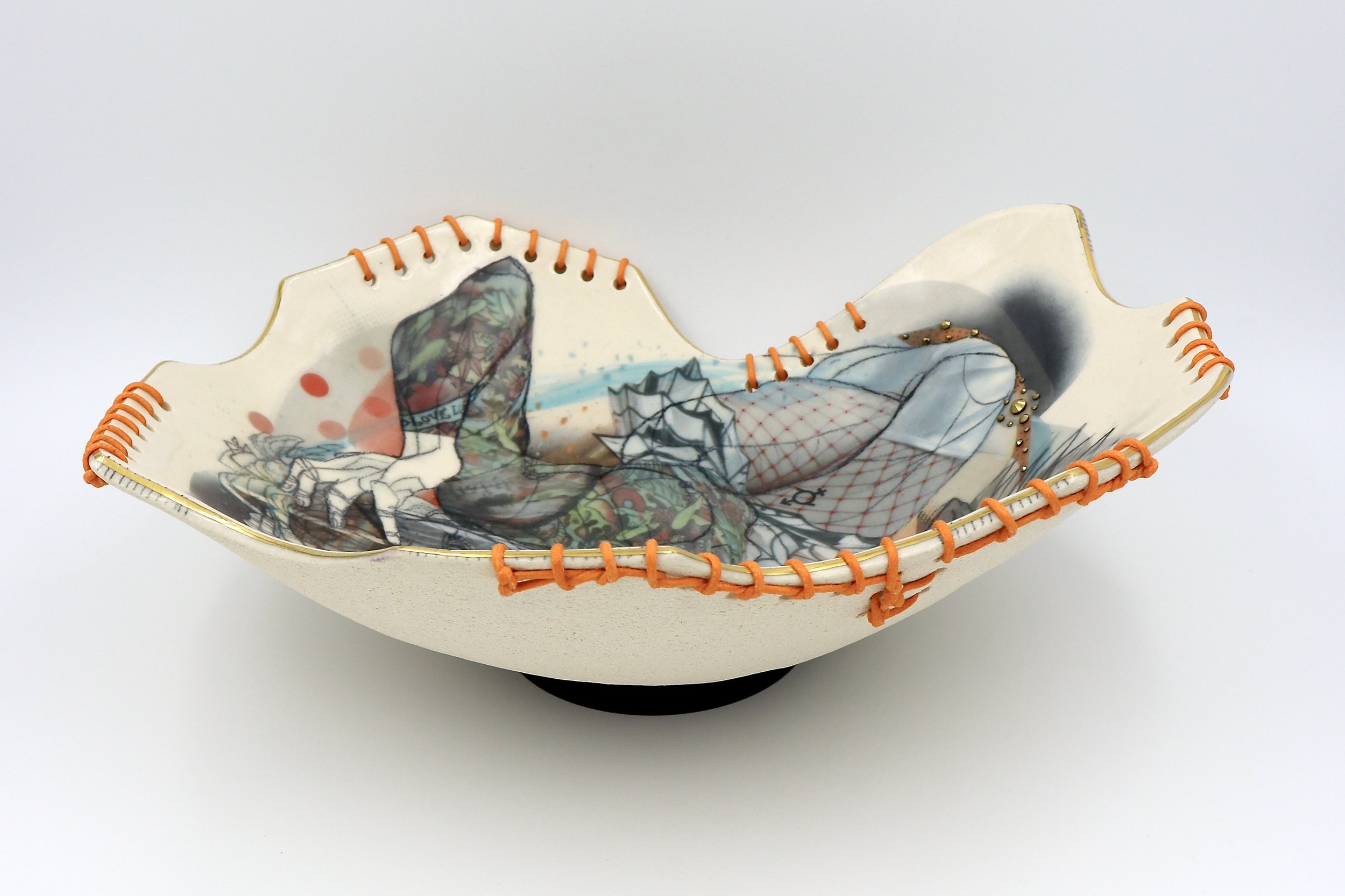 Falling into you!_detail 6.jpeg