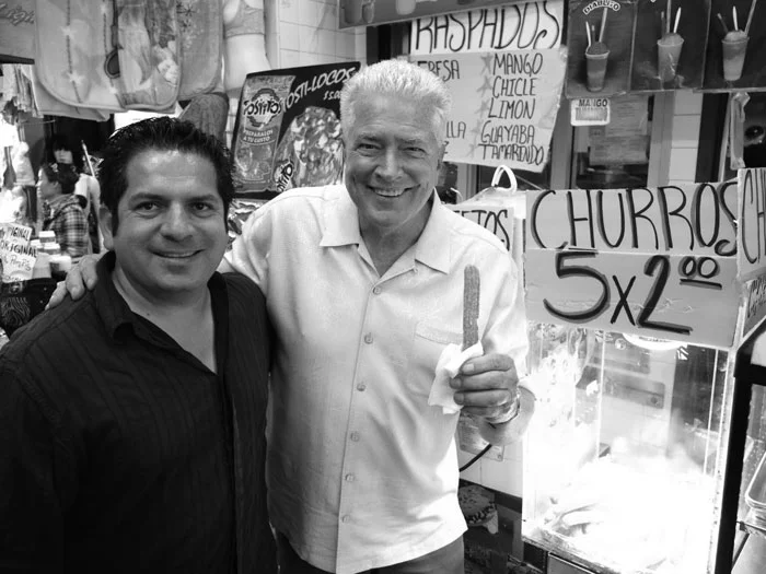Huell Howser (right) with his friend Bill Esparza