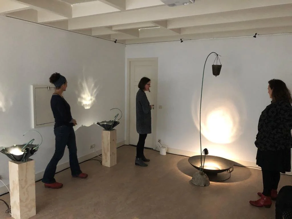 Water Moon & Mirror Flower