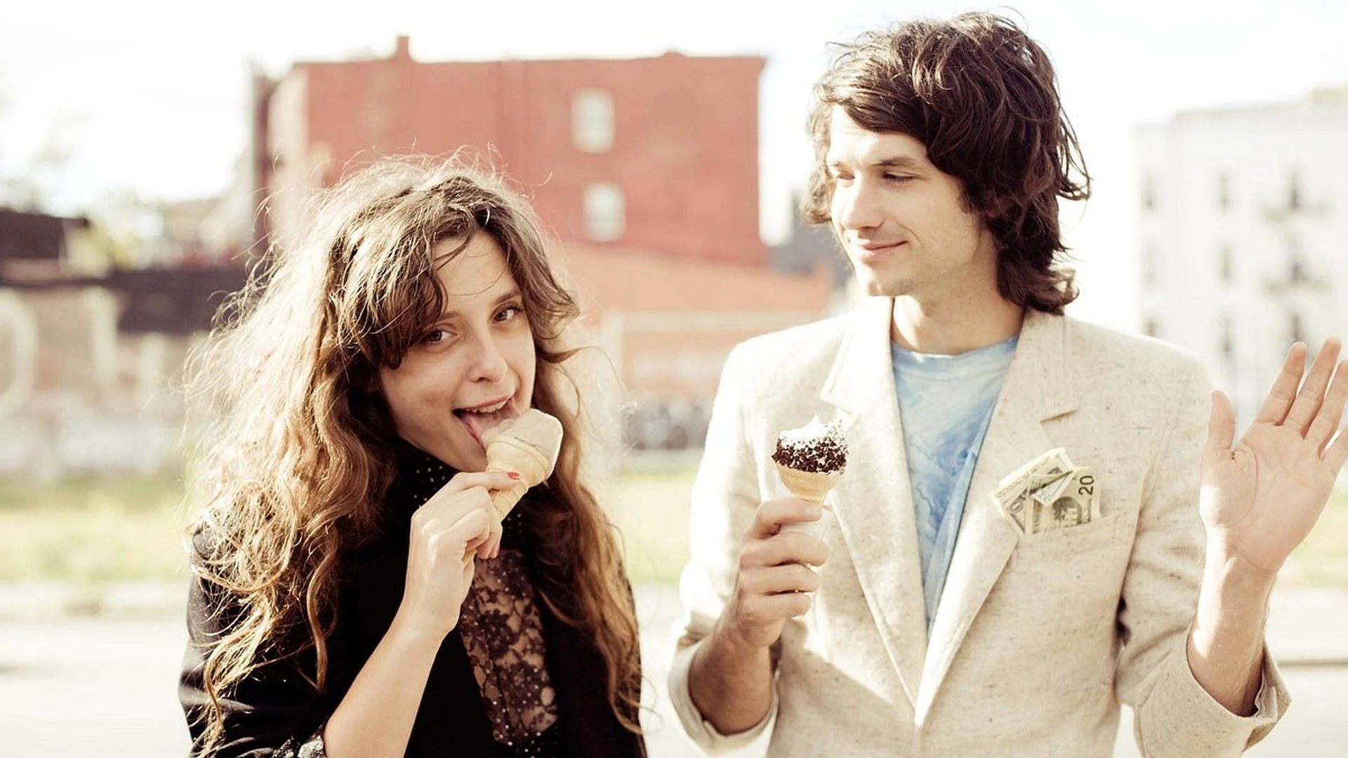 BEACH HOUSE