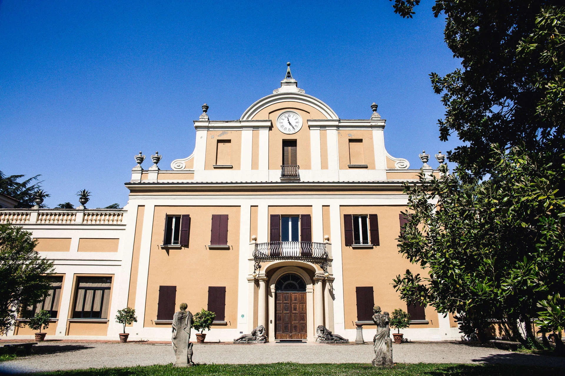 Villa Zarri, Castelmaggiore, Bologna