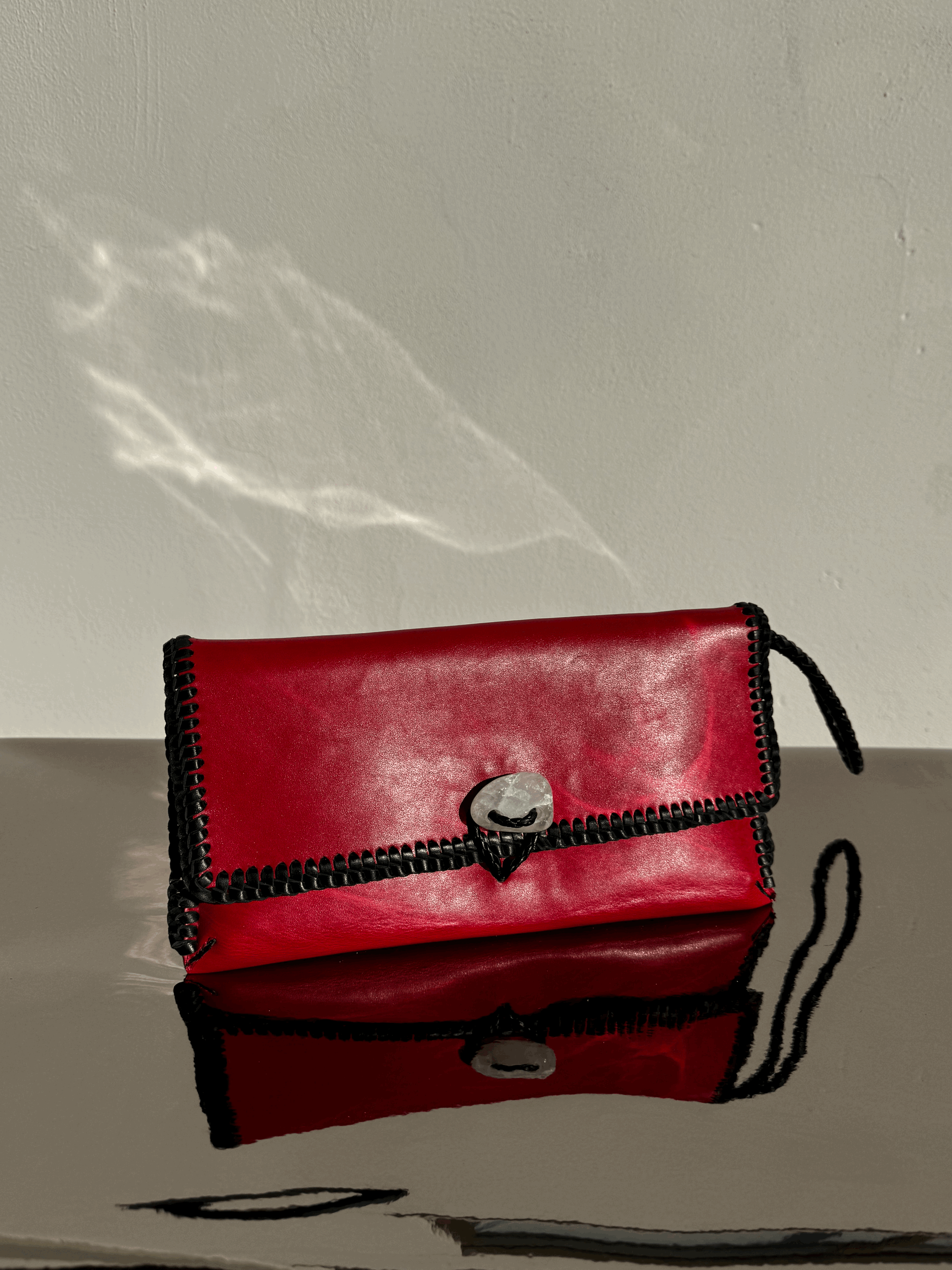 SUFI CLUTCH - 1 PIECE LEFT!