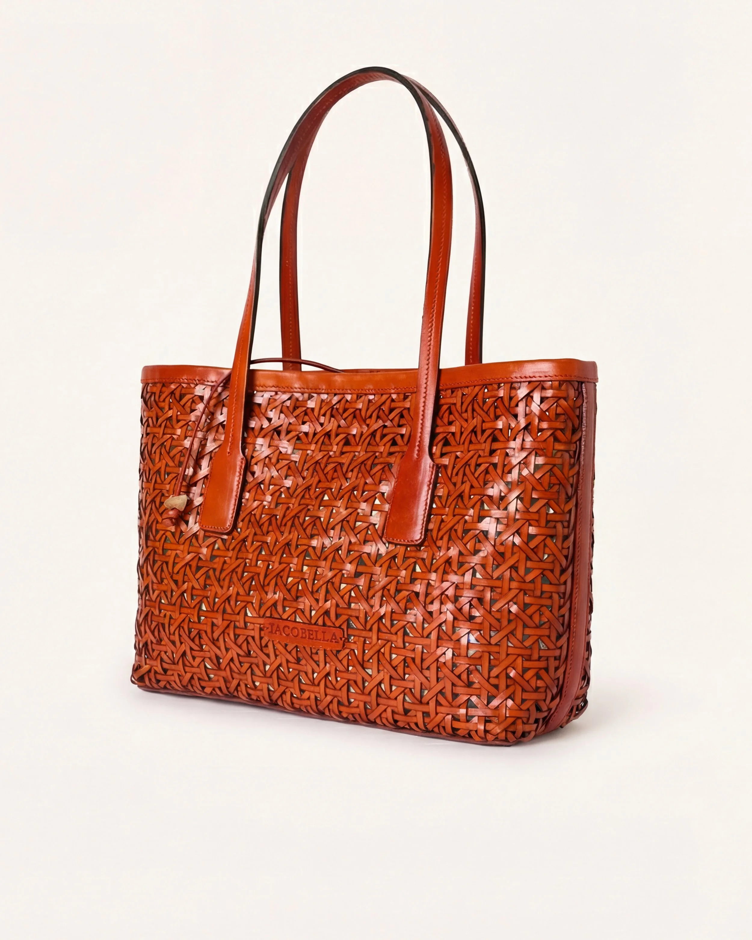 IACOBE2LLA_SS26_ECOM_STILL0996 copia.jpg