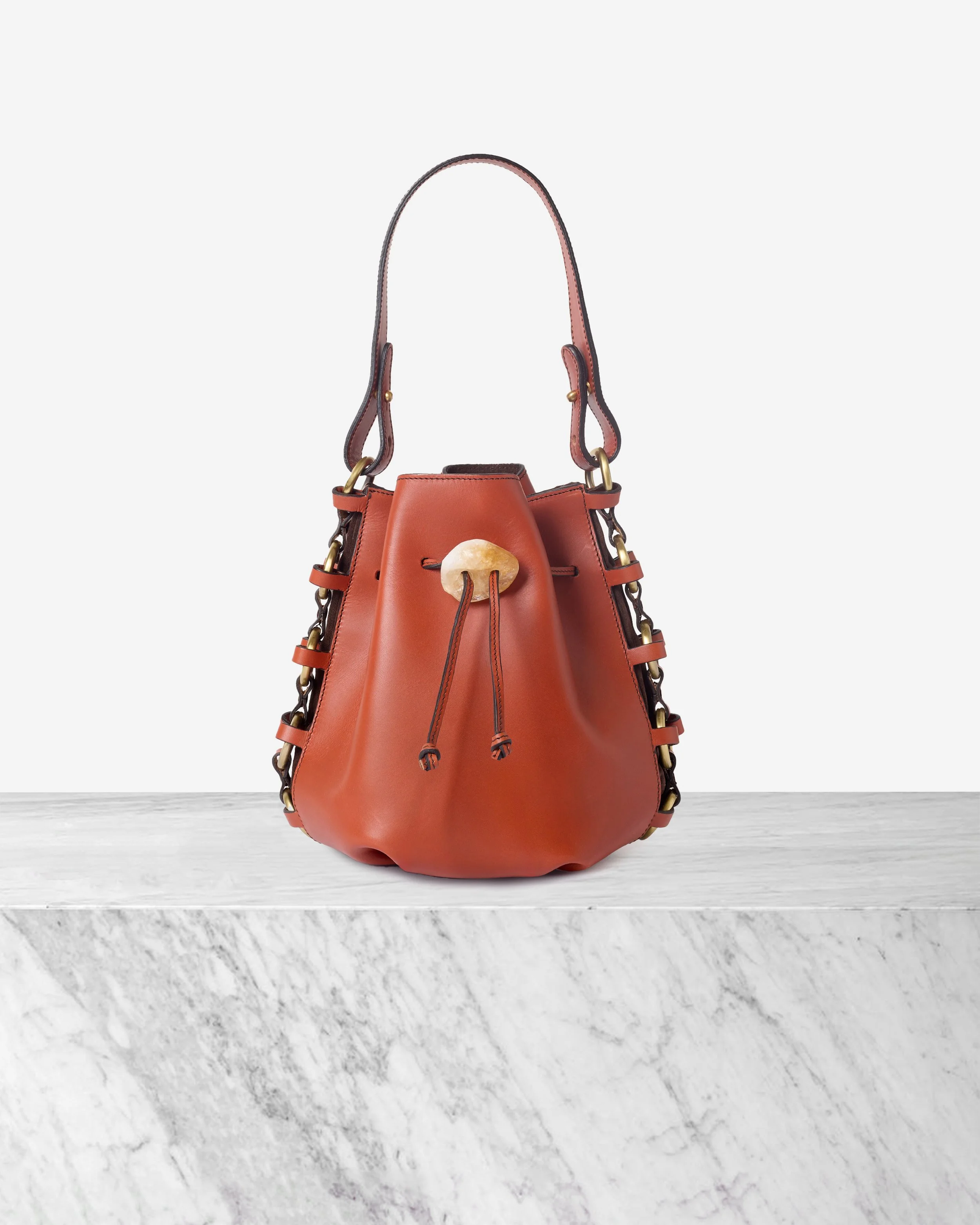 Desmós | Hazelnut vacchetta leather