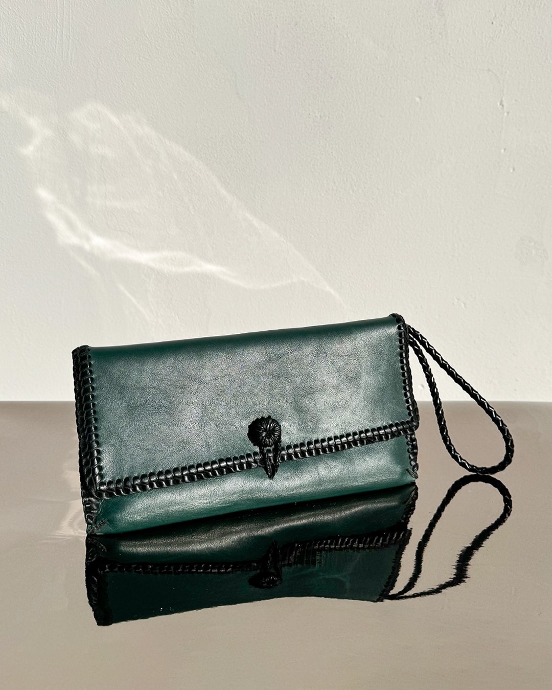 SUFI CLUTCH - 1 PIECE LEFT!